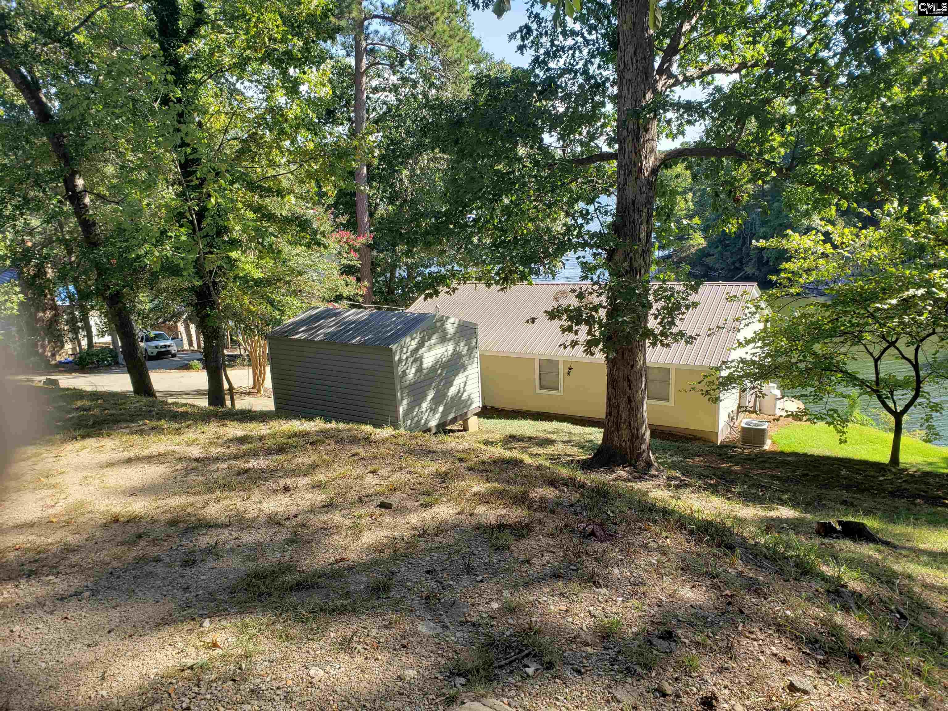 1582 Ginkgo Trail