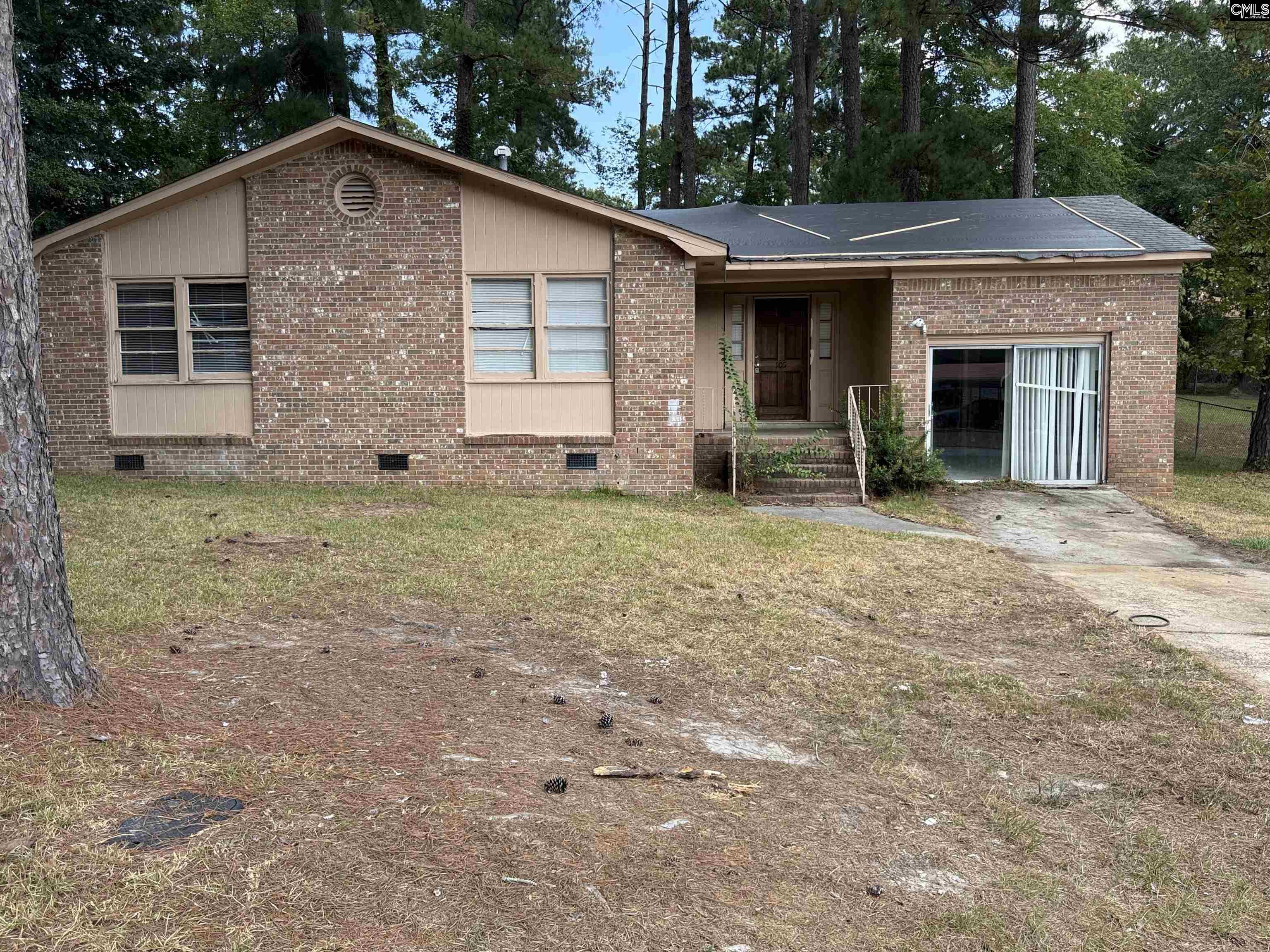105 Saddlefield Road, Columbia