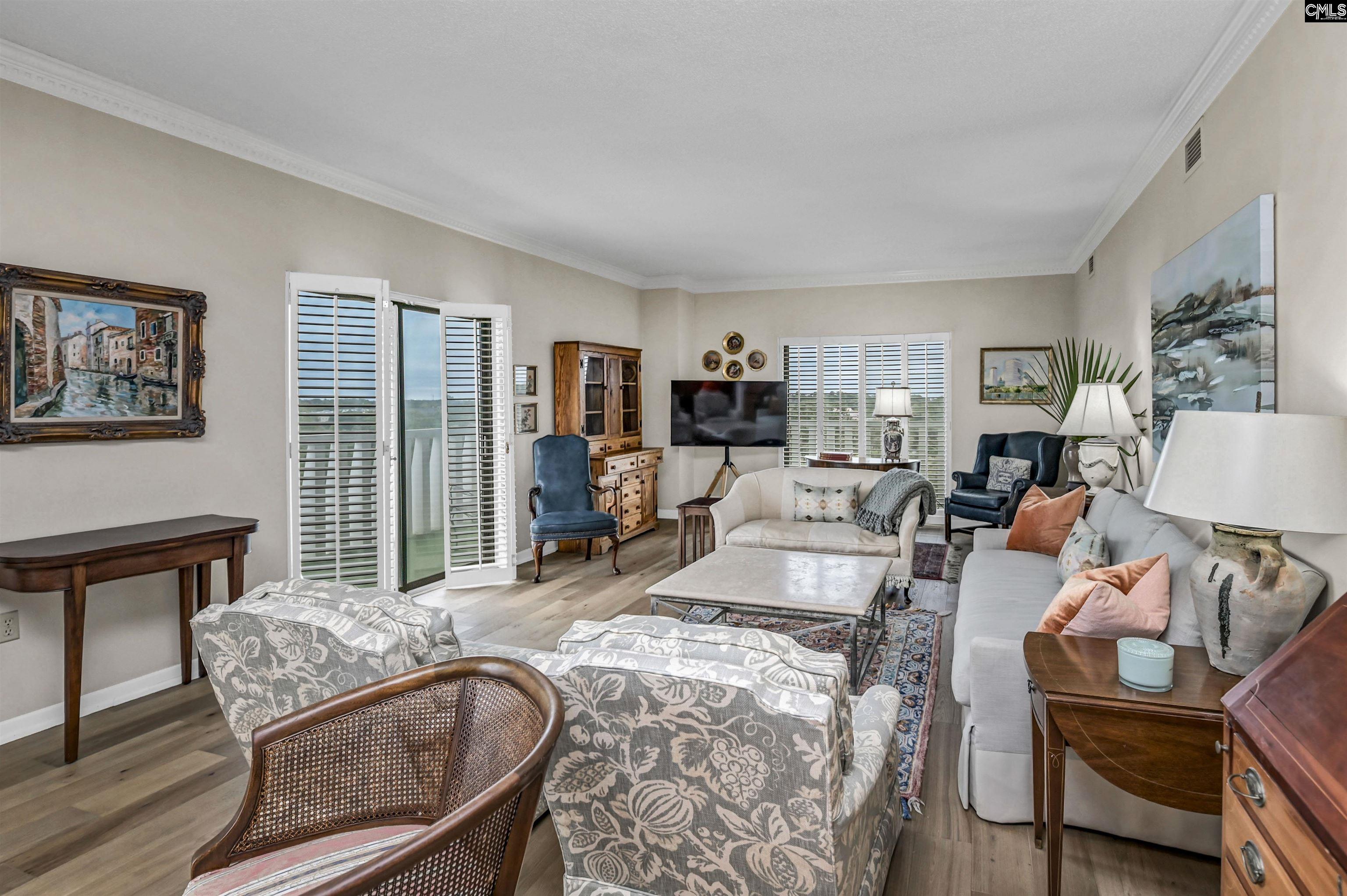 1829 Senate Street 5A