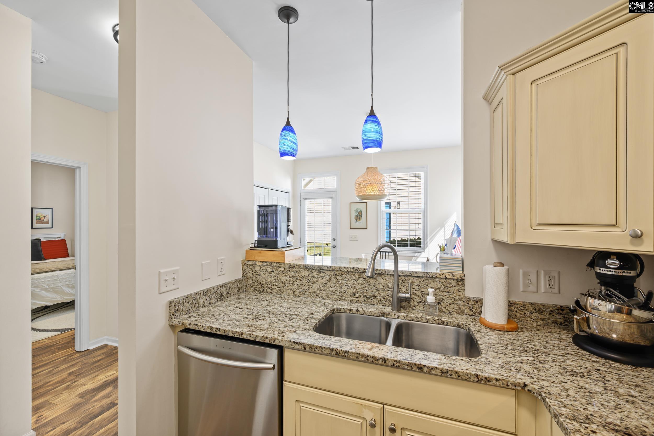 310 Castleburg Lane, Columbia — photo 12