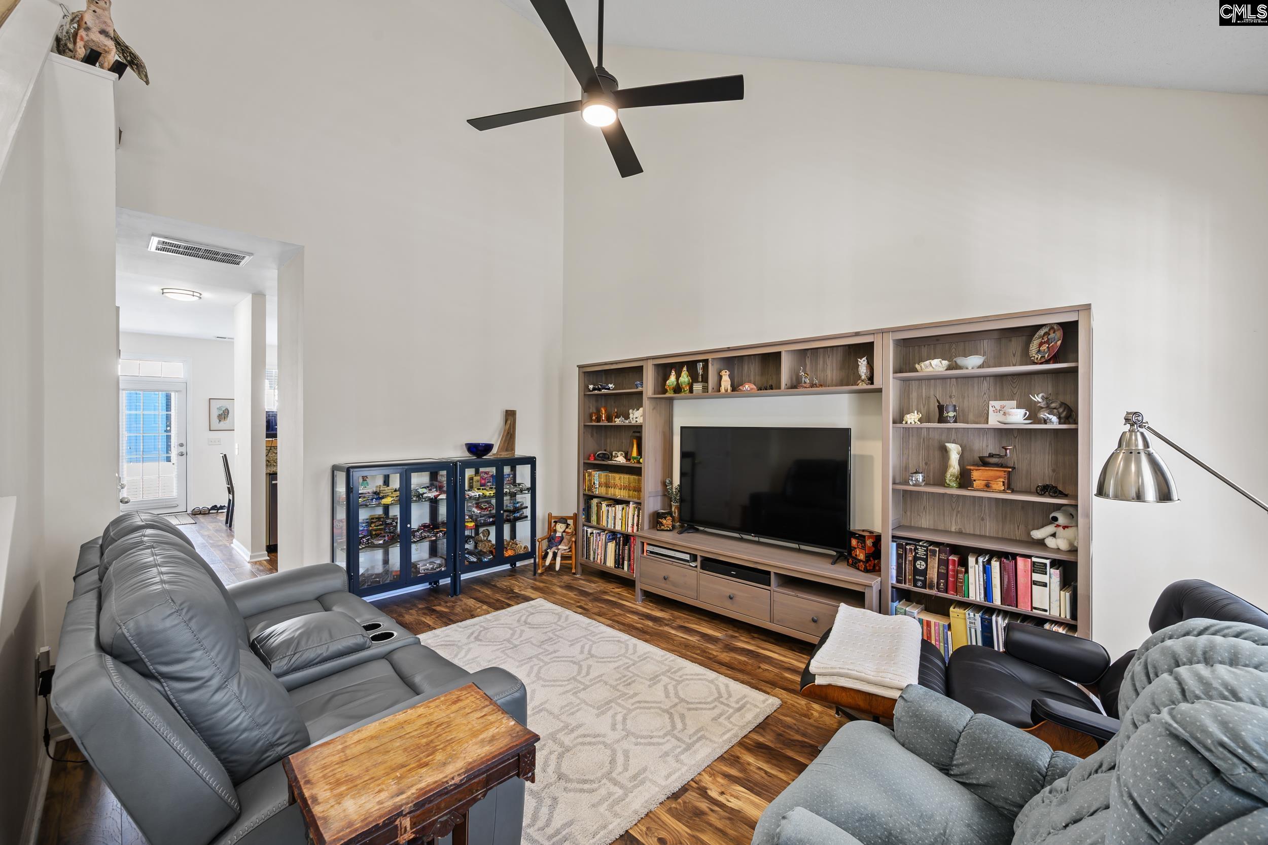310 Castleburg Lane, Columbia — photo 8
