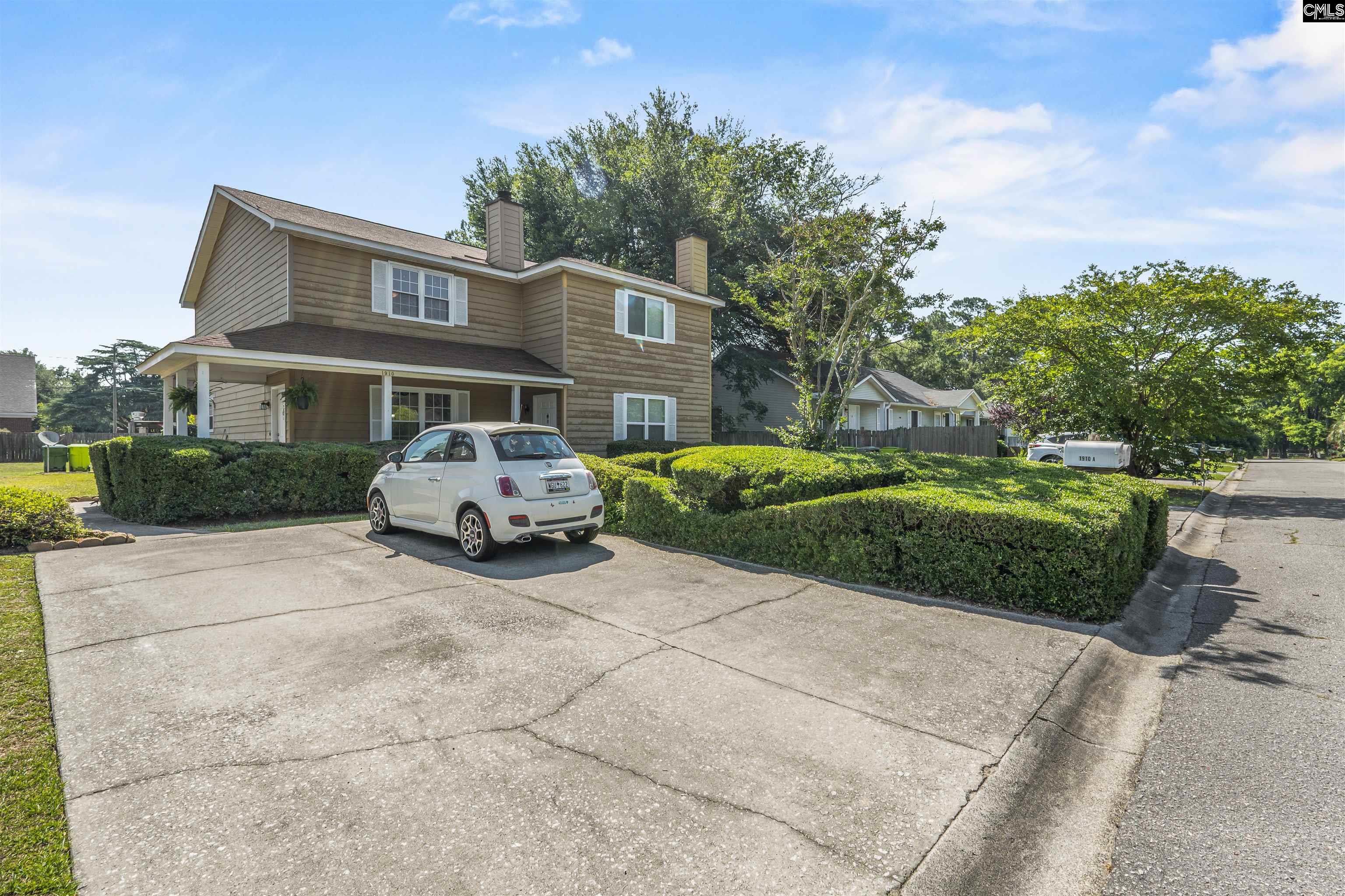 1910 Greenoaks Drive