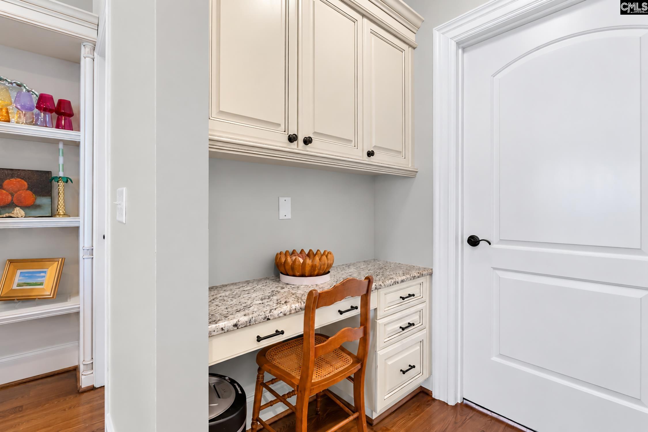 136 Majestic Court, Lexington — photo 12