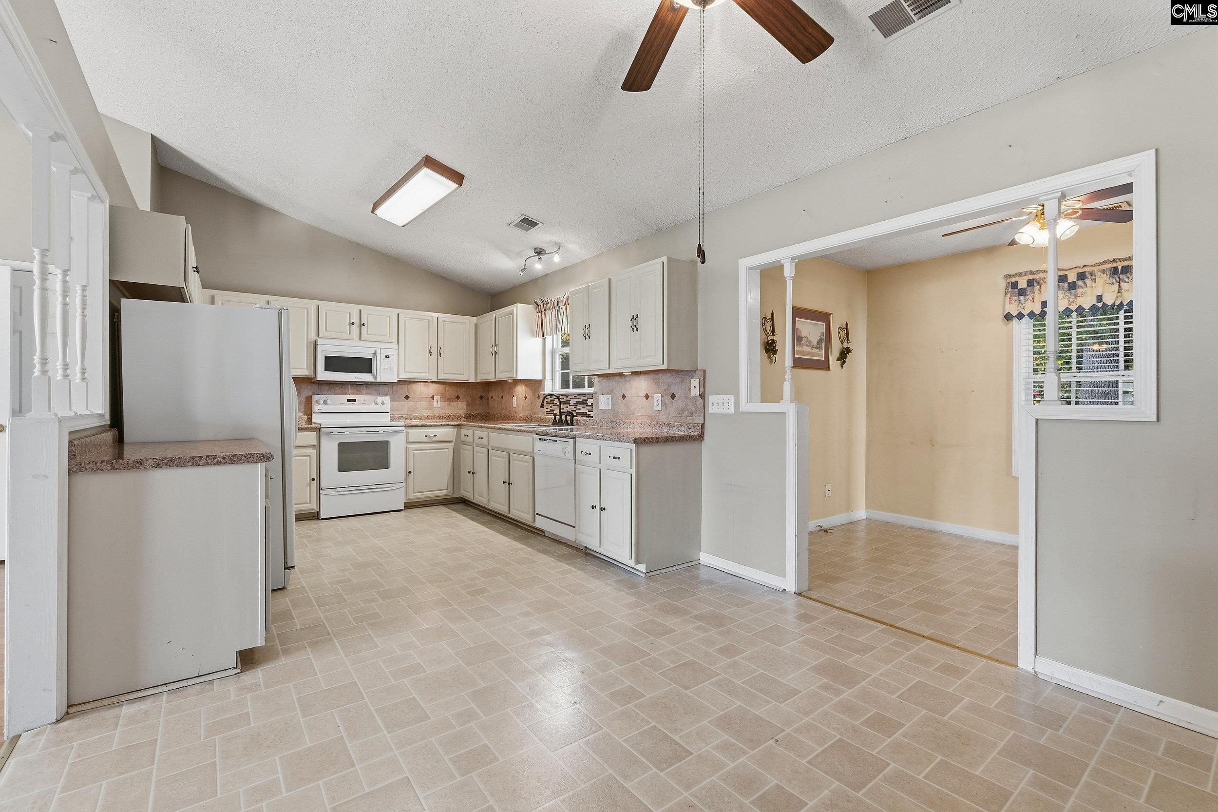 108 Montclaire Circle, West Columbia — photo 10