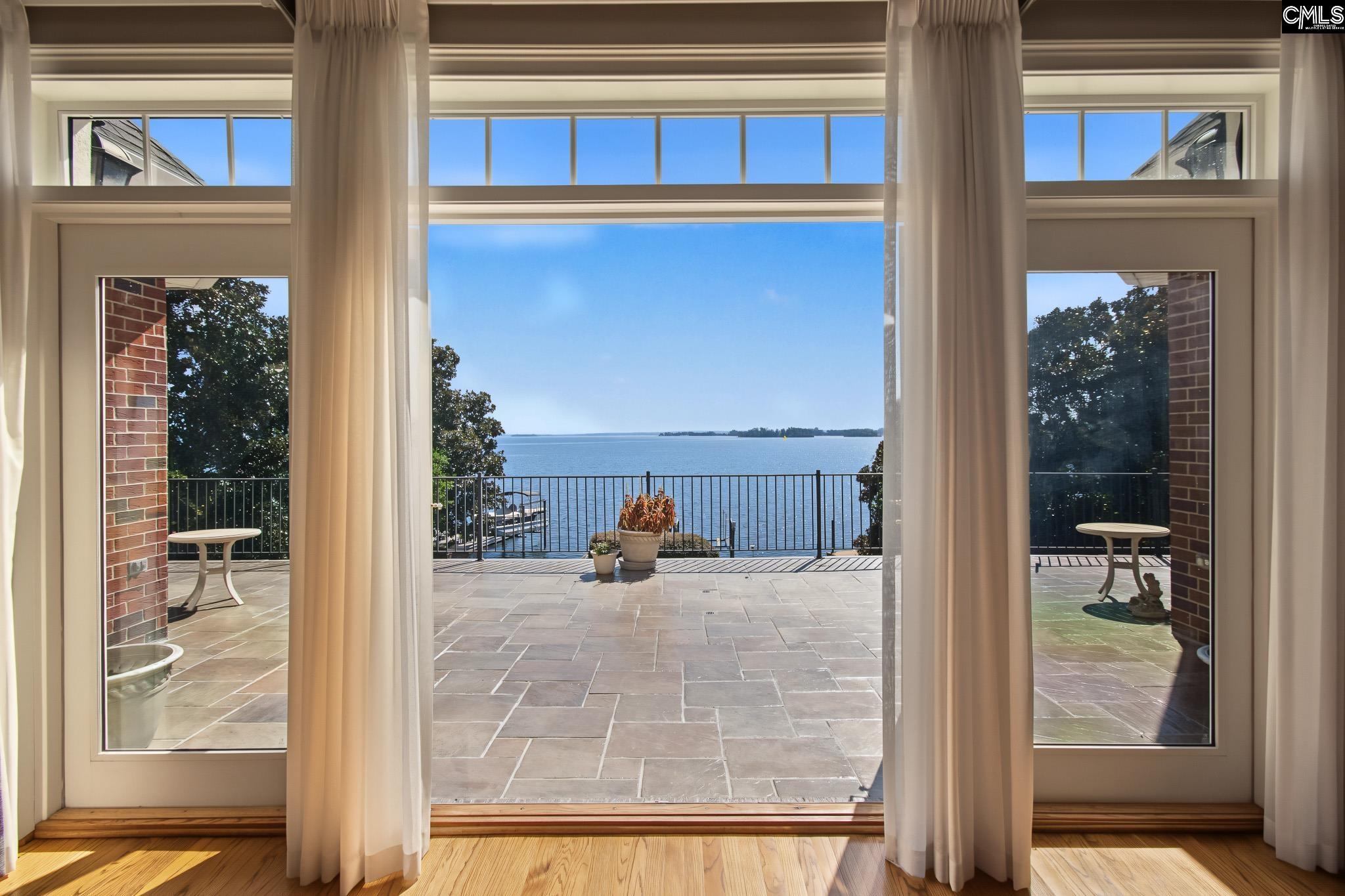 210 Lake Vista Drive, Chapin — photo 2