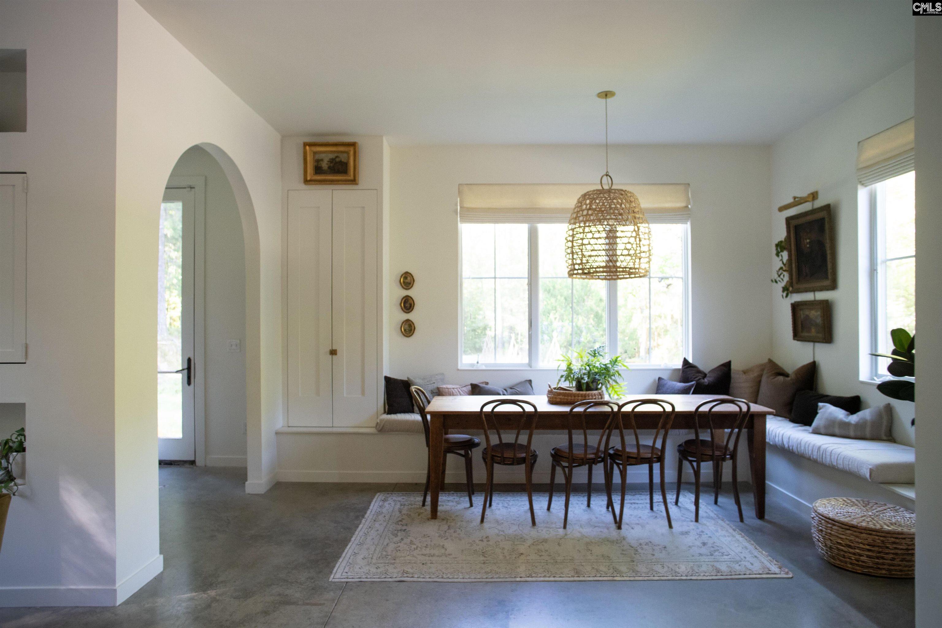 260 Derby Lane