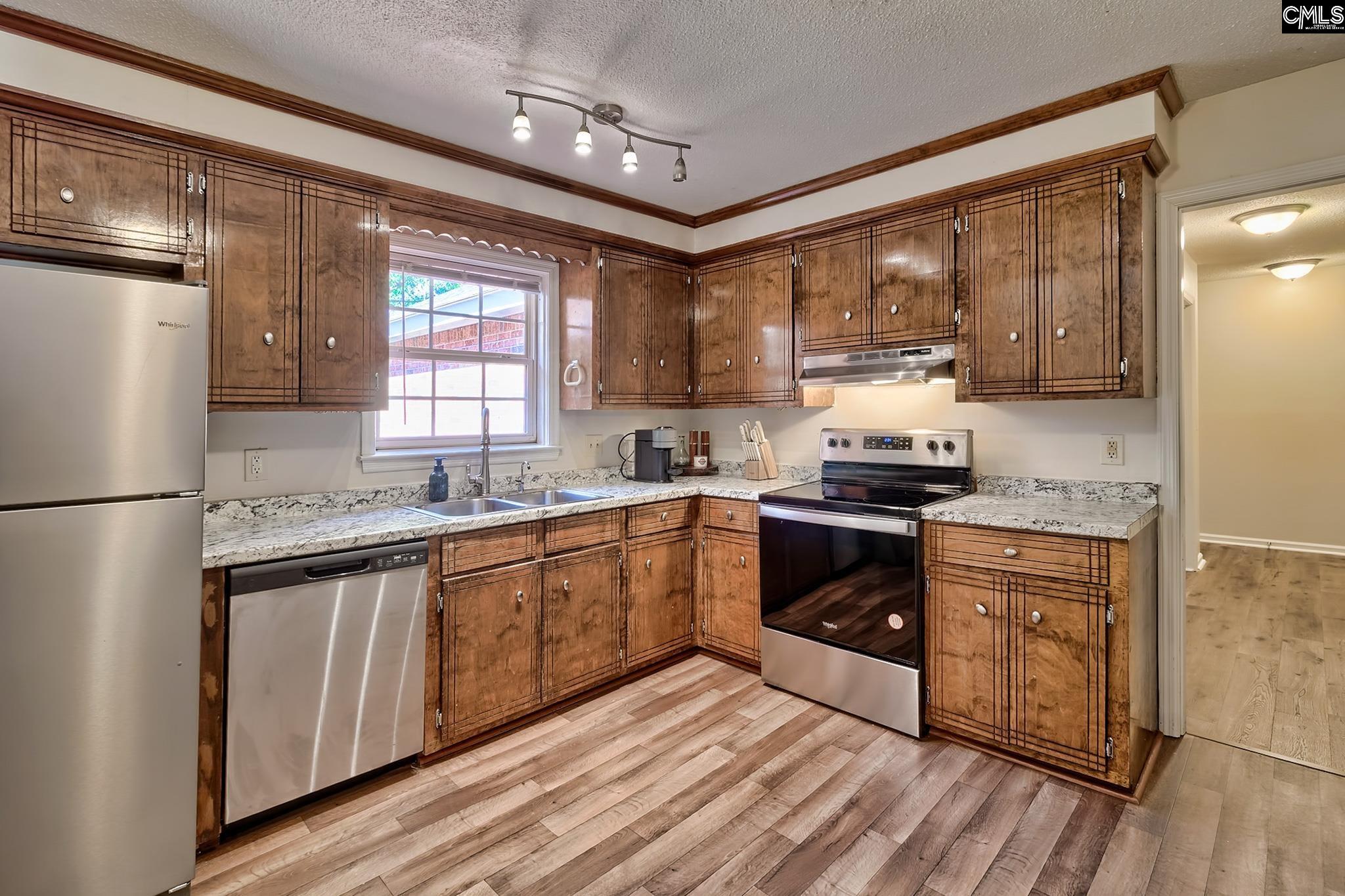 321 Sheridan Drive, Columbia — photo 14