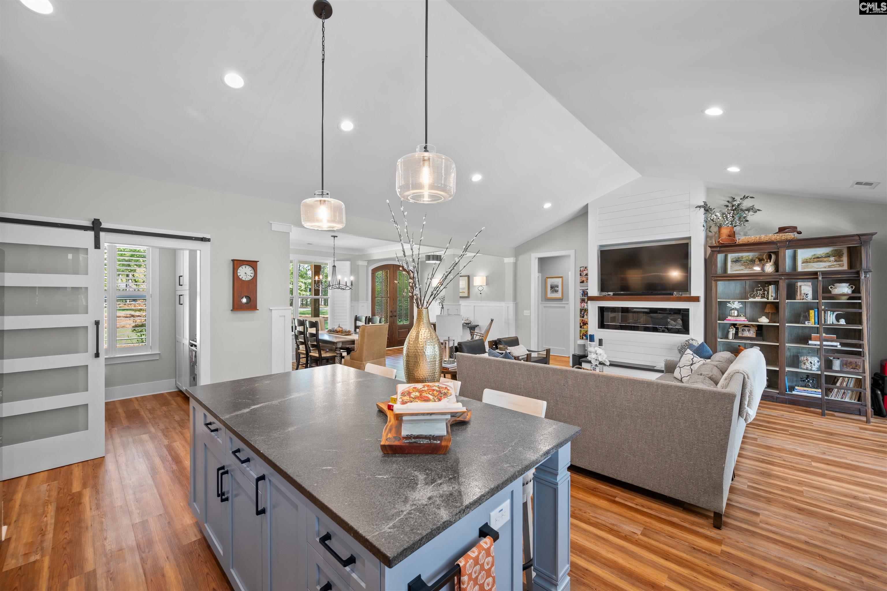 104 Admirals Point, Leesville — photo 18