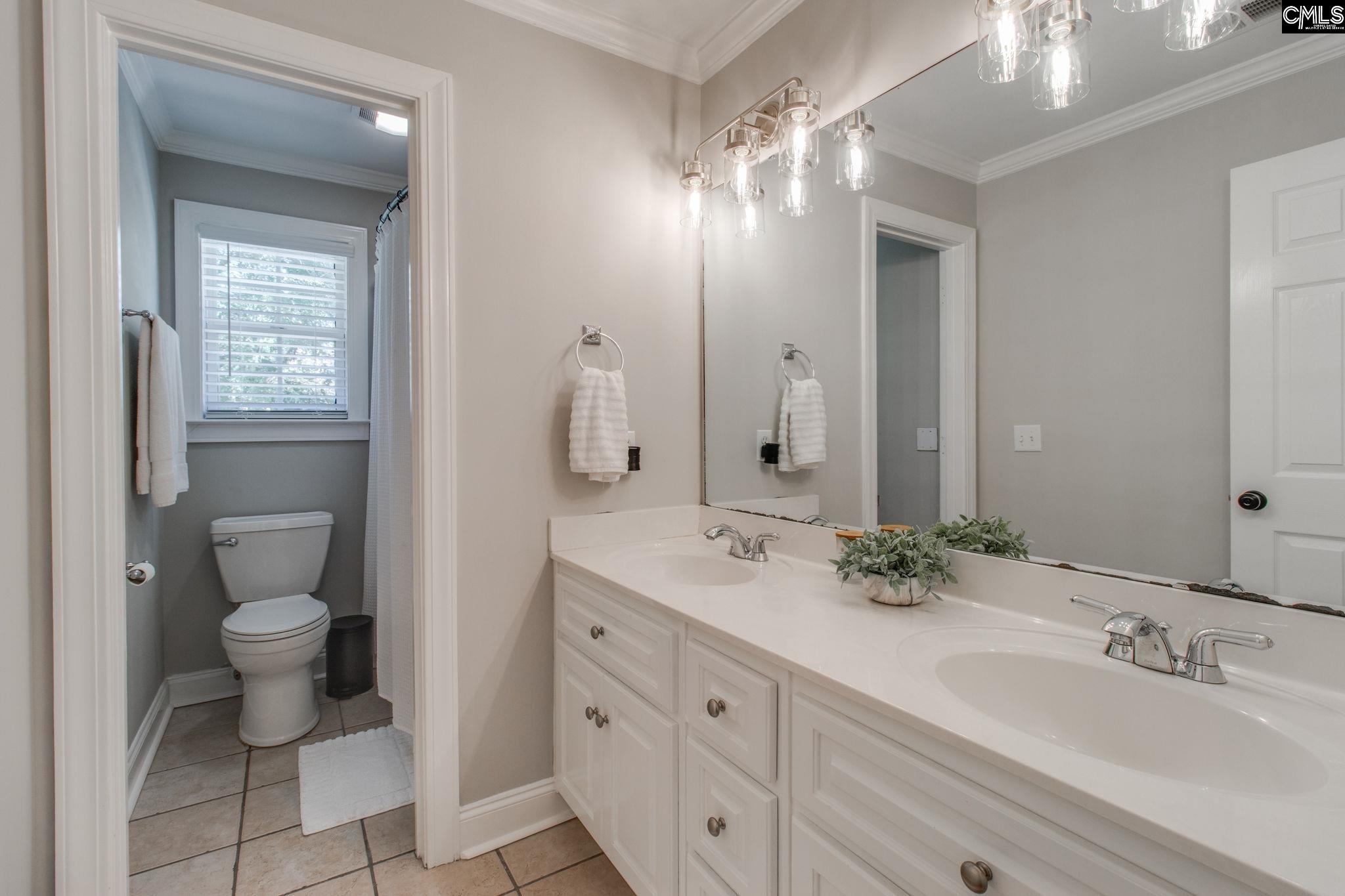 437 Caro Lane, Chapin — photo 35