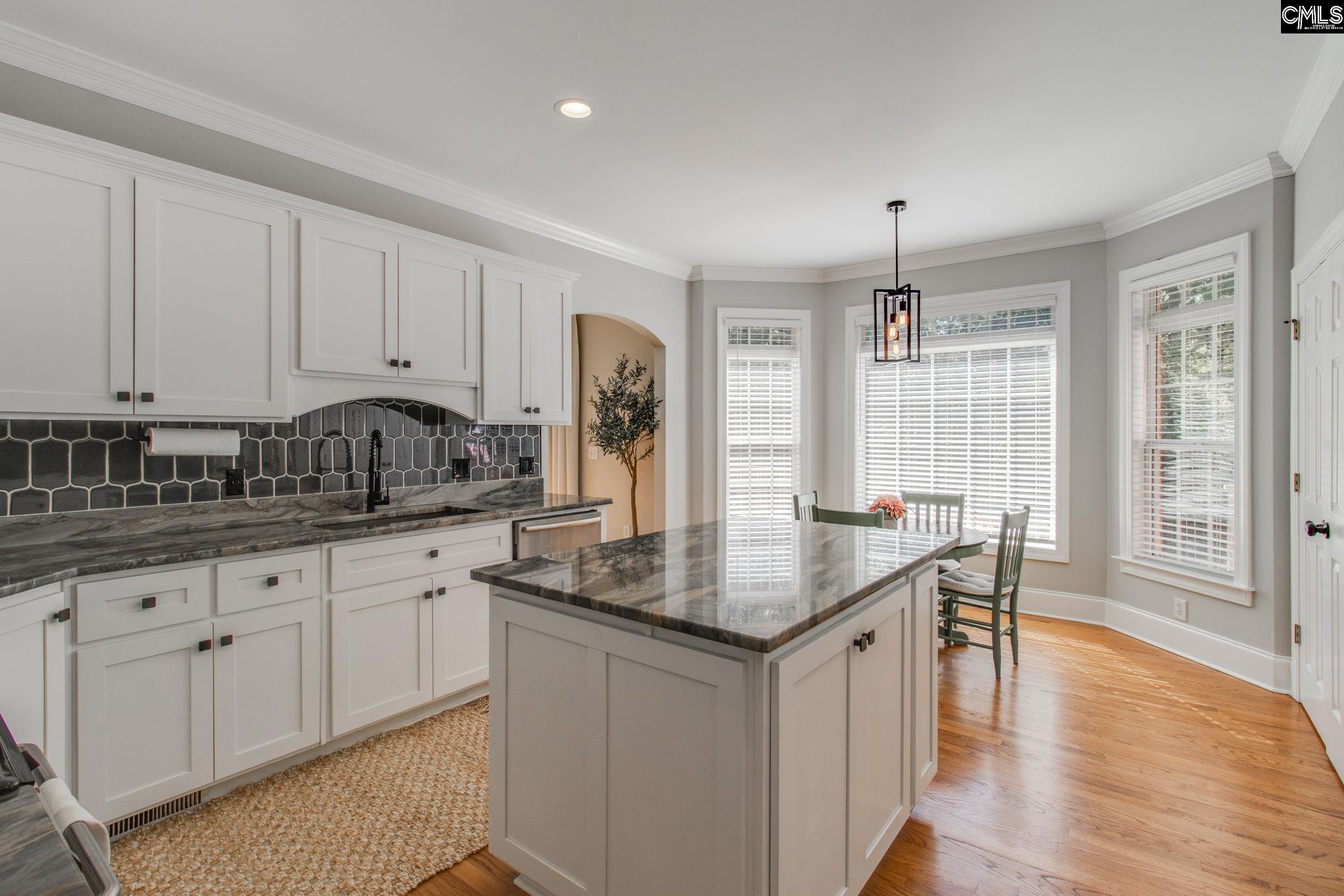 437 Caro Lane, Chapin — photo 9
