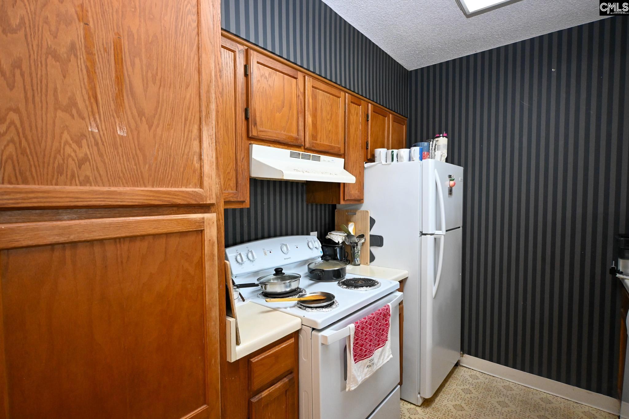 2002 Green Street 404, Columbia — photo 11
