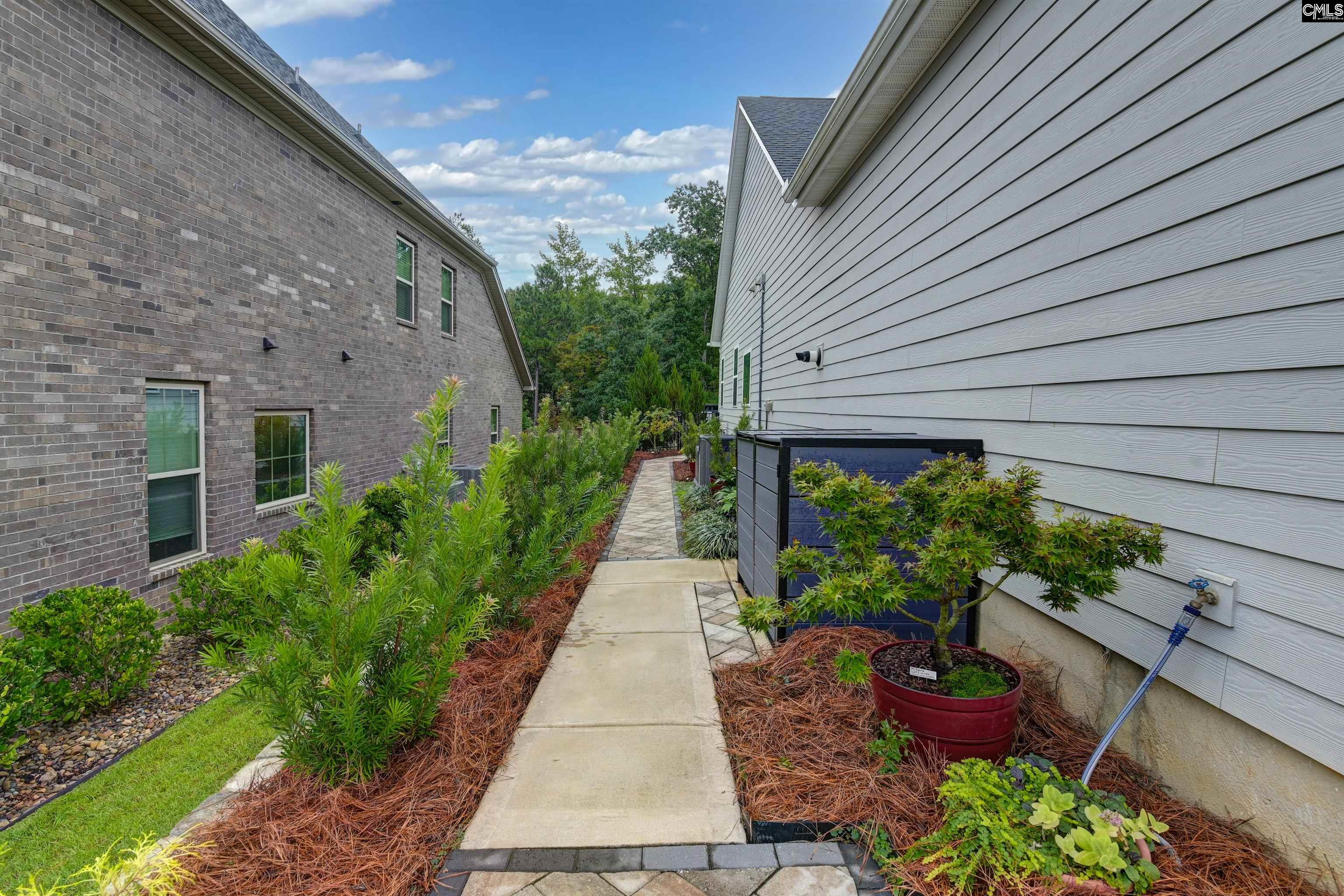 2322 Harvestwood Lane, Chapin — photo 36