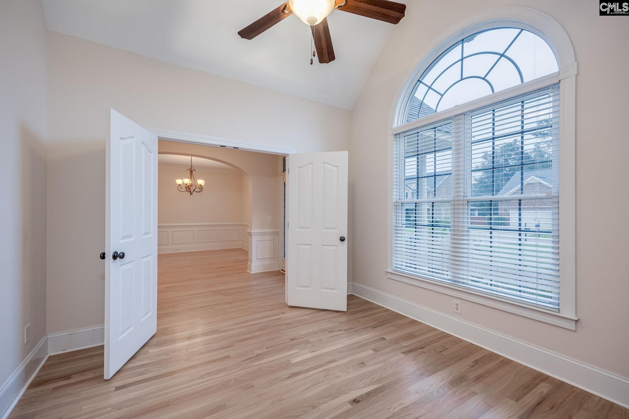 129 Scarborough Drive, Lexington — photo 17