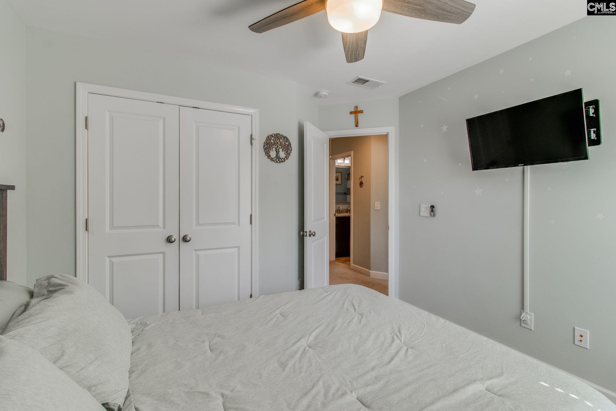 620 Calabria Court, Chapin — photo 24