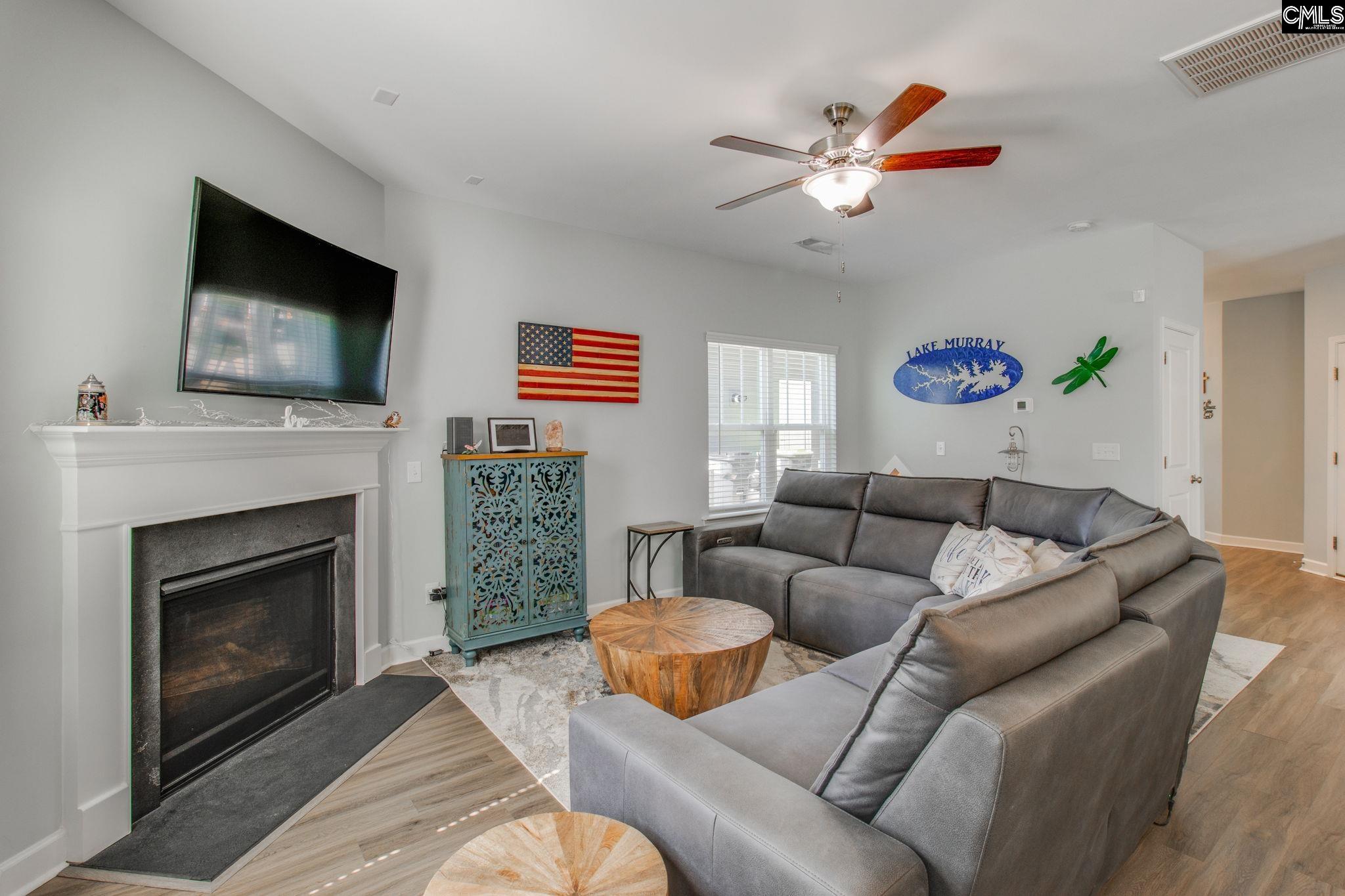 620 Calabria Court, Chapin — photo 6