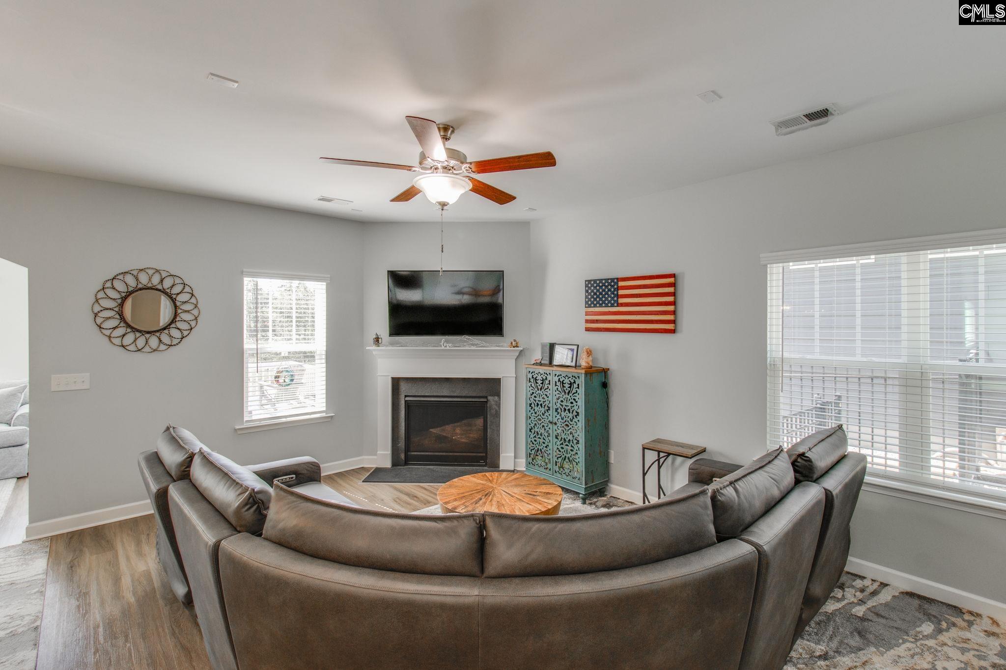 620 Calabria Court, Chapin — photo 8