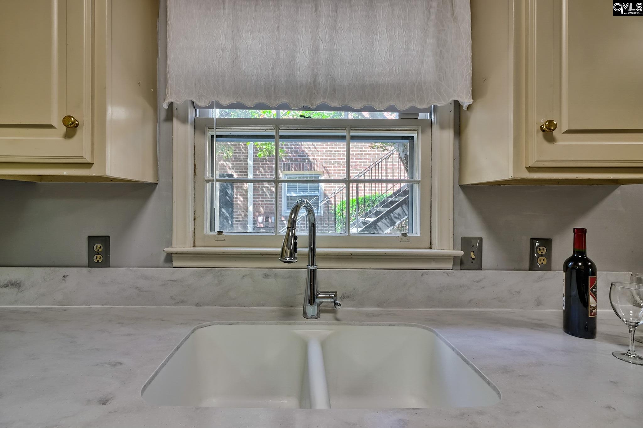 5516 Lakeshore Drive 715, Columbia — photo 10