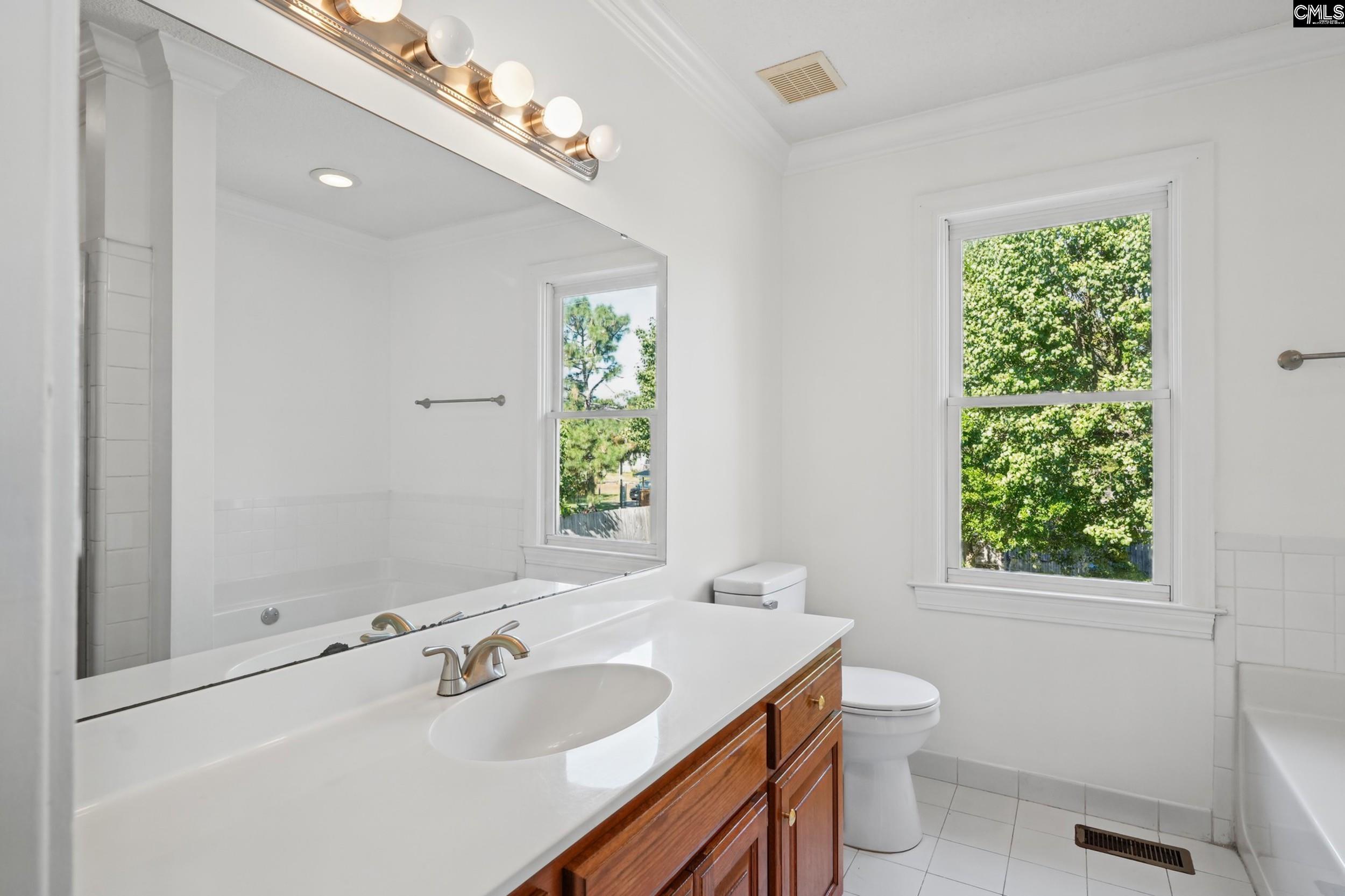 210 Woodlands Ridge Drive, Columbia — photo 13