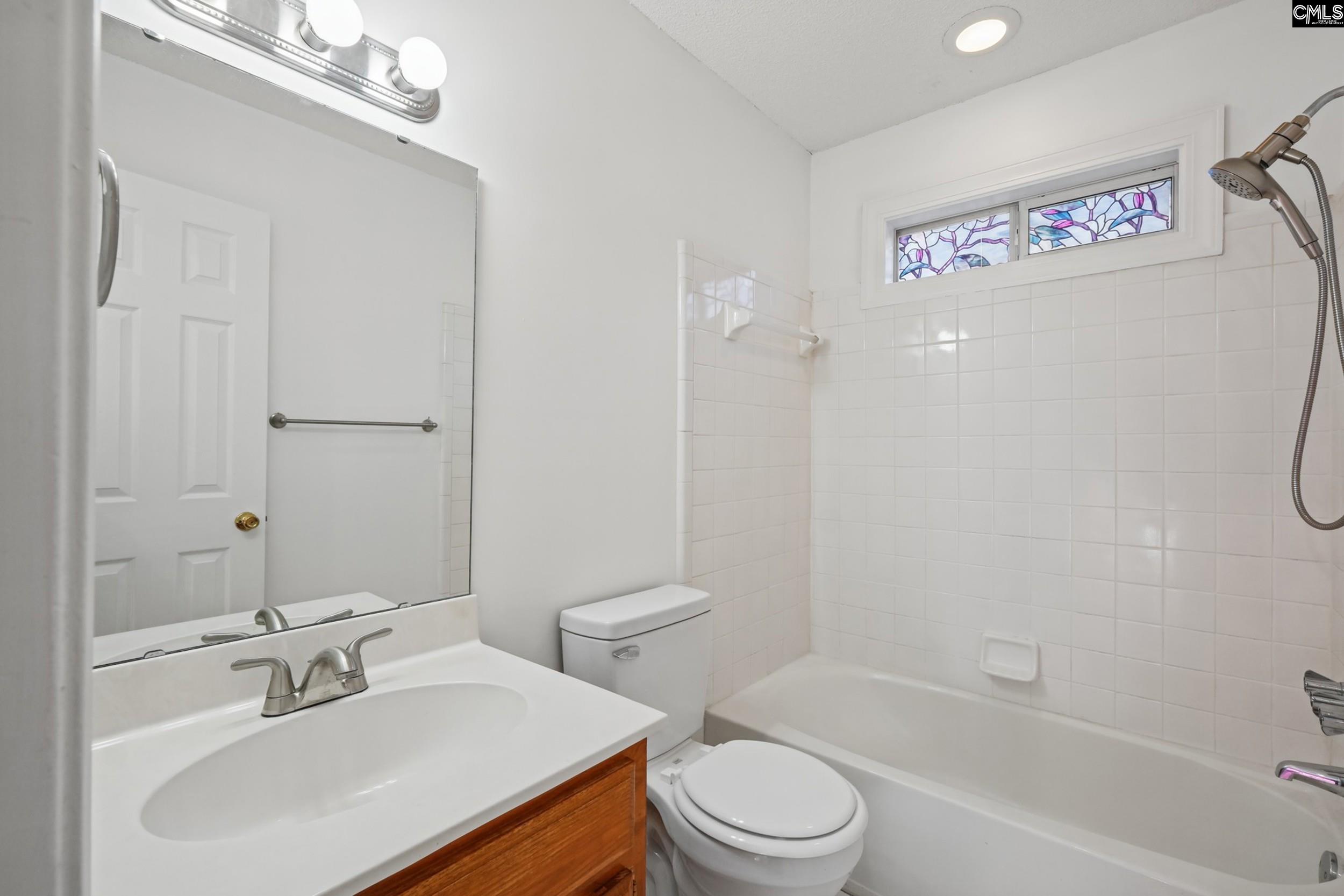210 Woodlands Ridge Drive, Columbia — photo 17