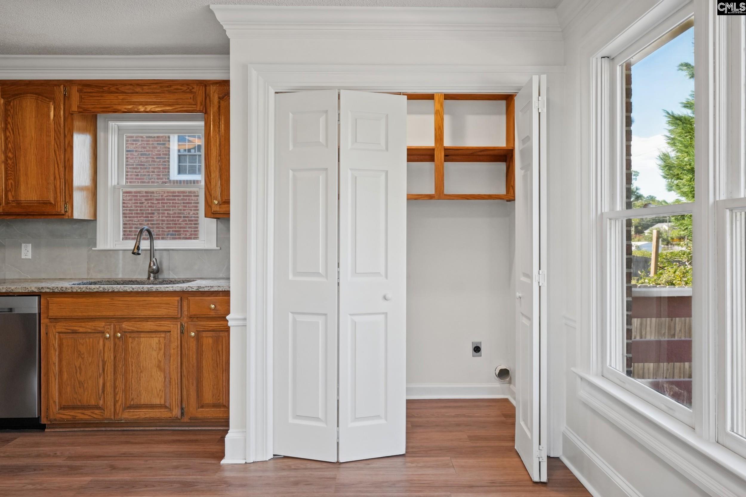 210 Woodlands Ridge Drive, Columbia — photo 10