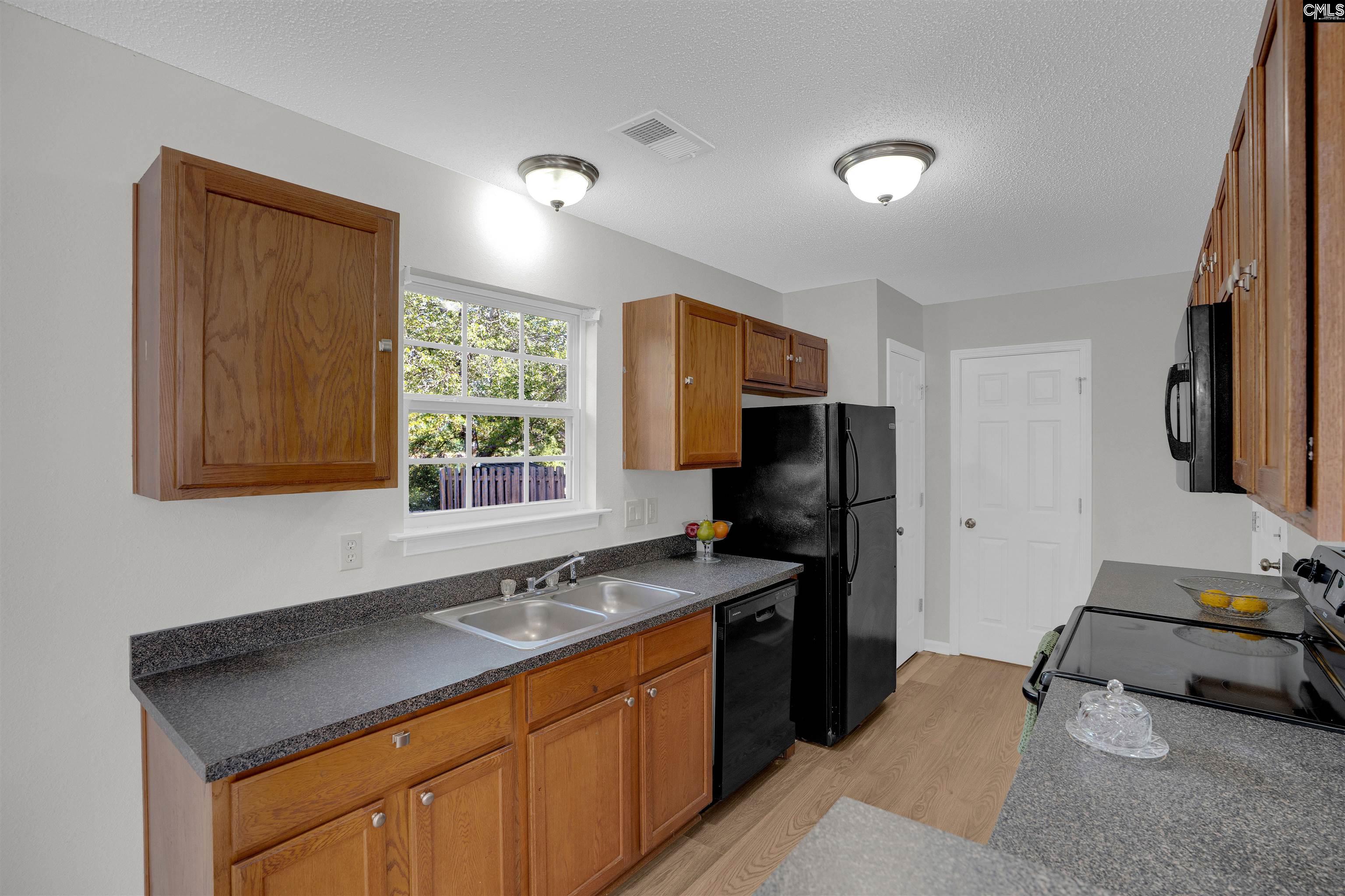 205 Village Walk, Columbia — photo 9