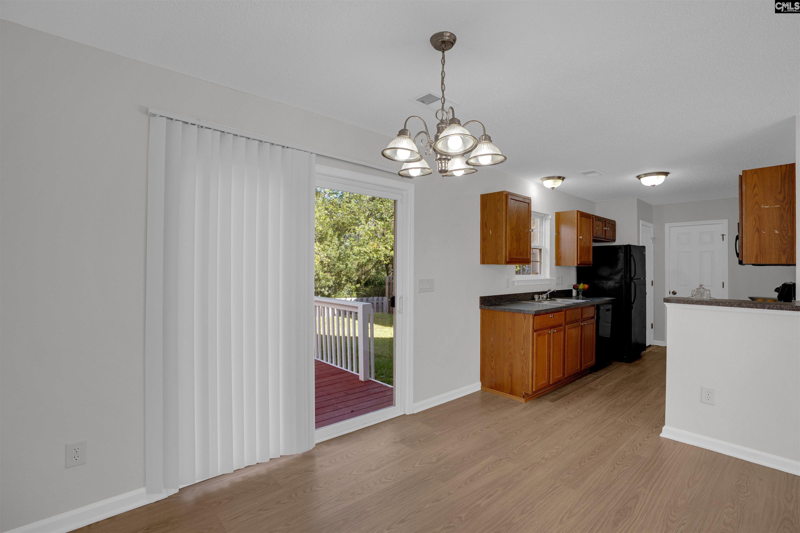 205 Village Walk, Columbia — photo 10
