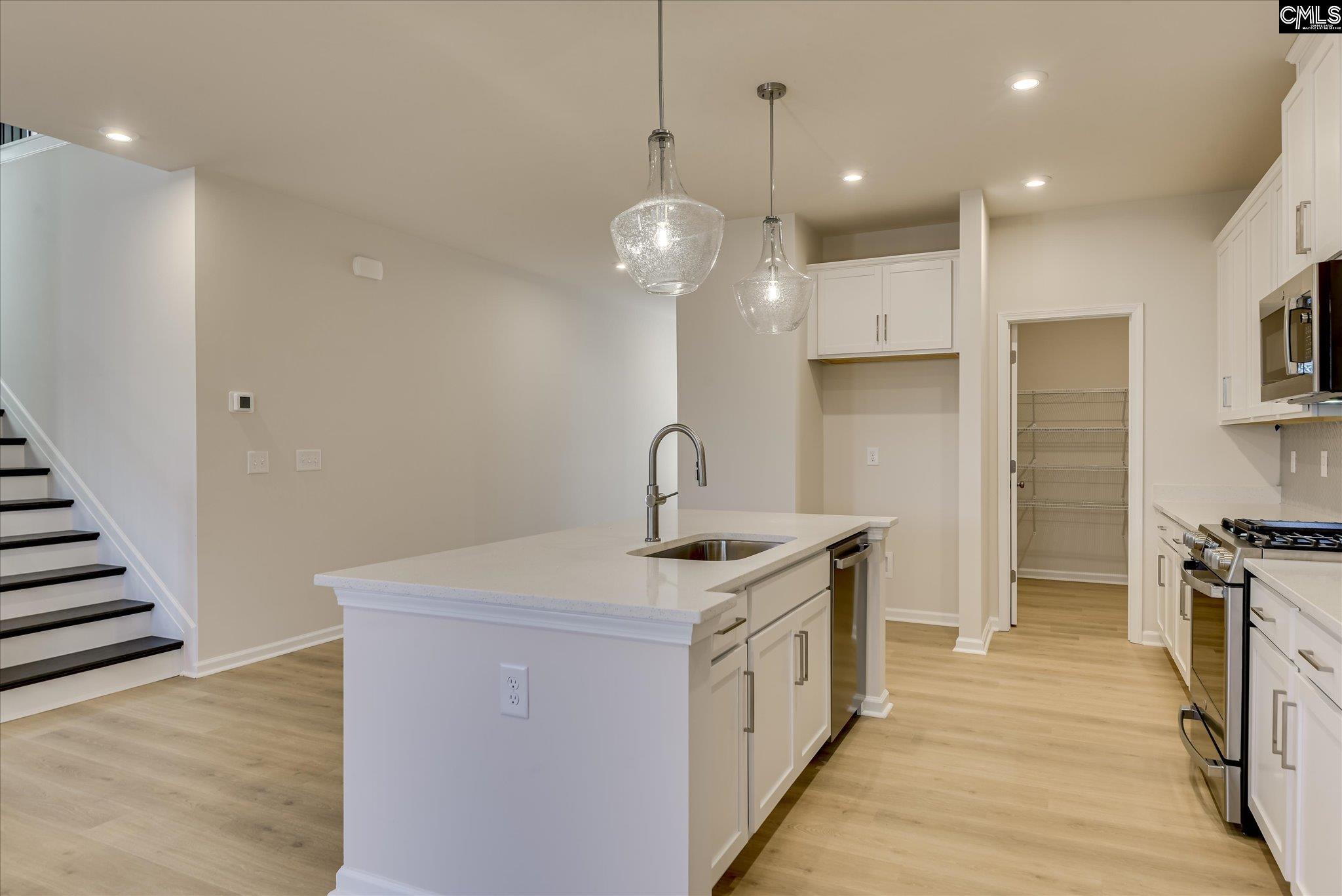 378 Summer Orchard Drive, Lexington — photo 8
