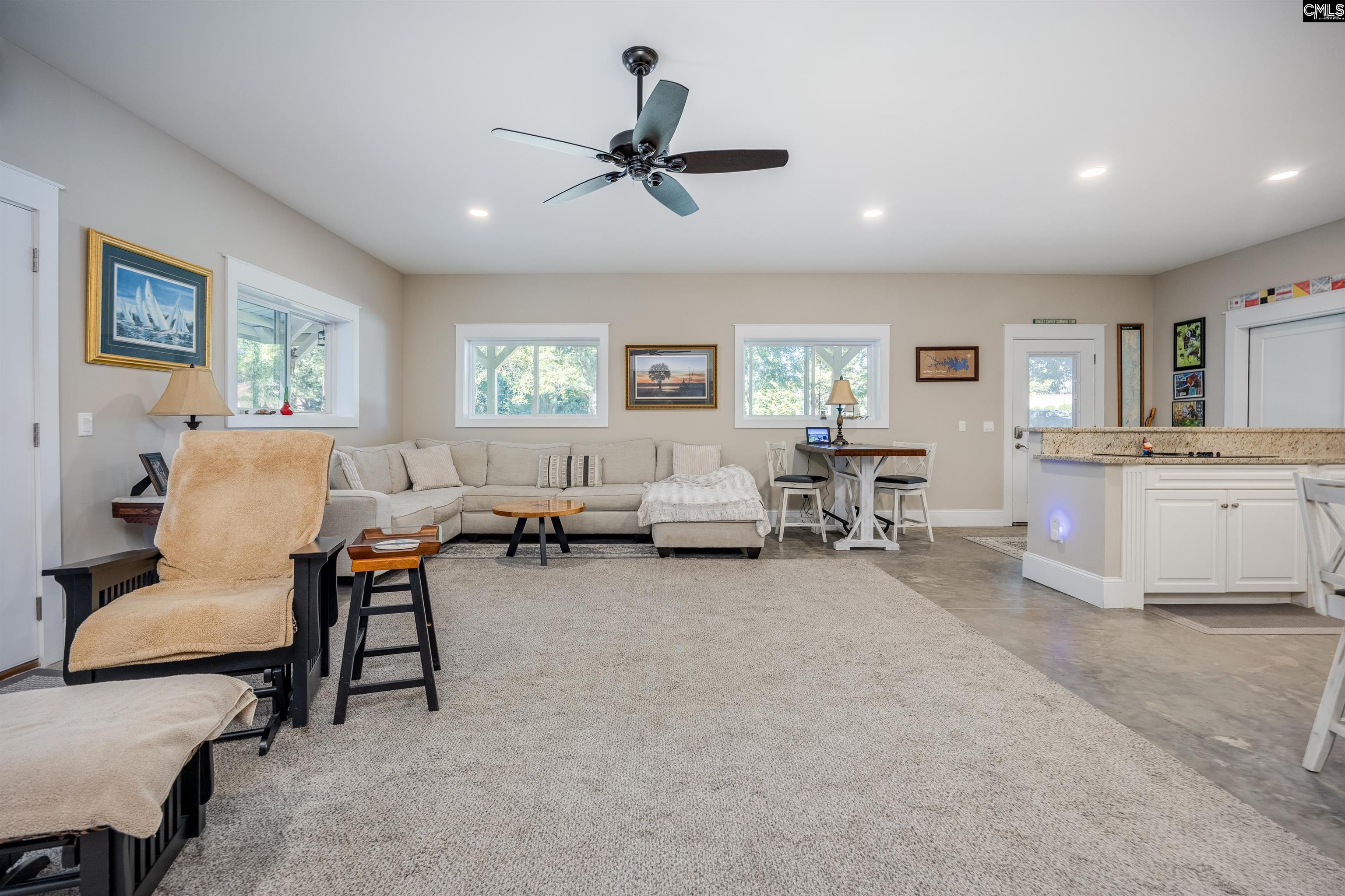 2468 N Lake Drive, Columbia — photo 11