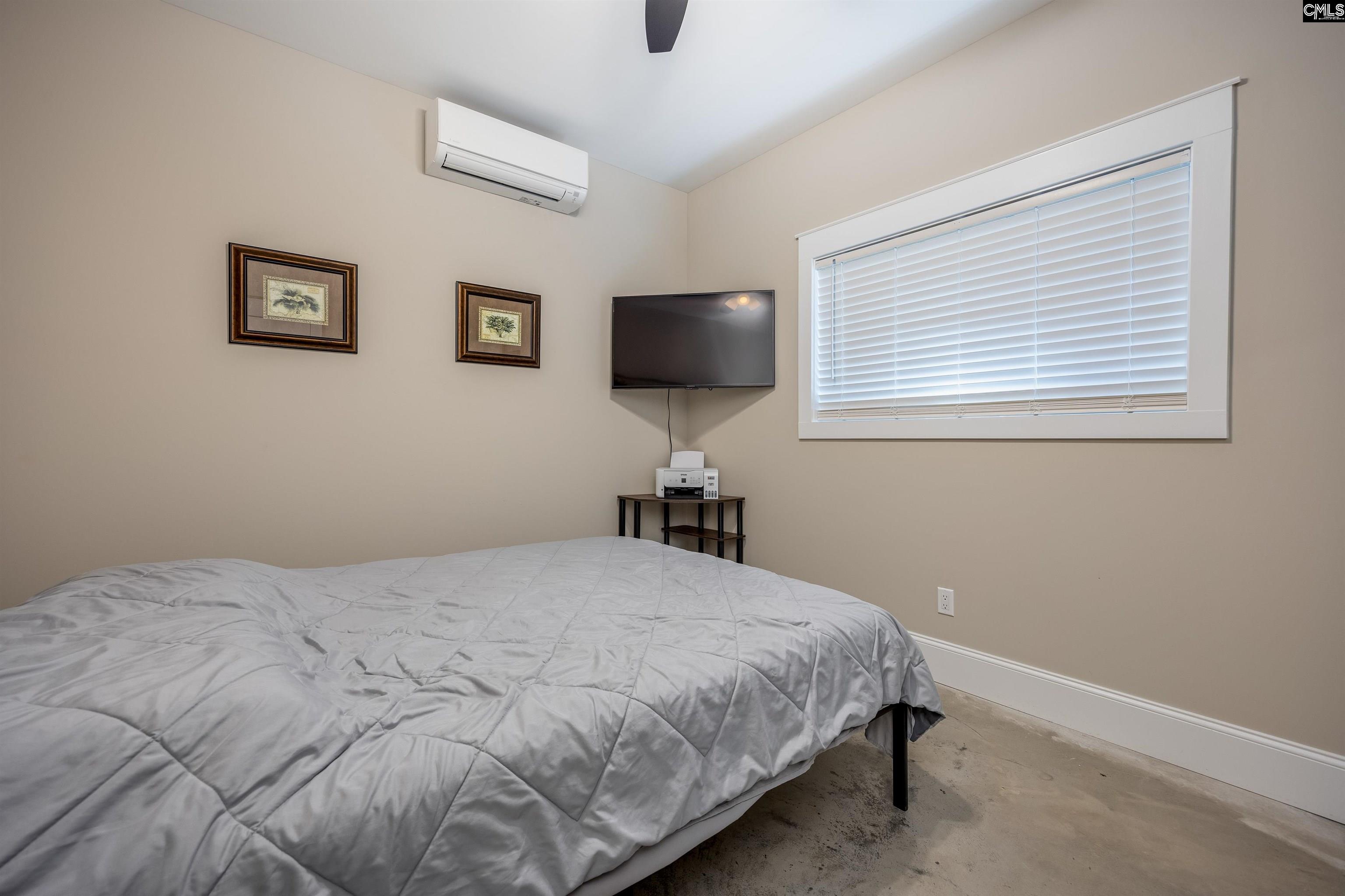 2468 N Lake Drive, Columbia — photo 21
