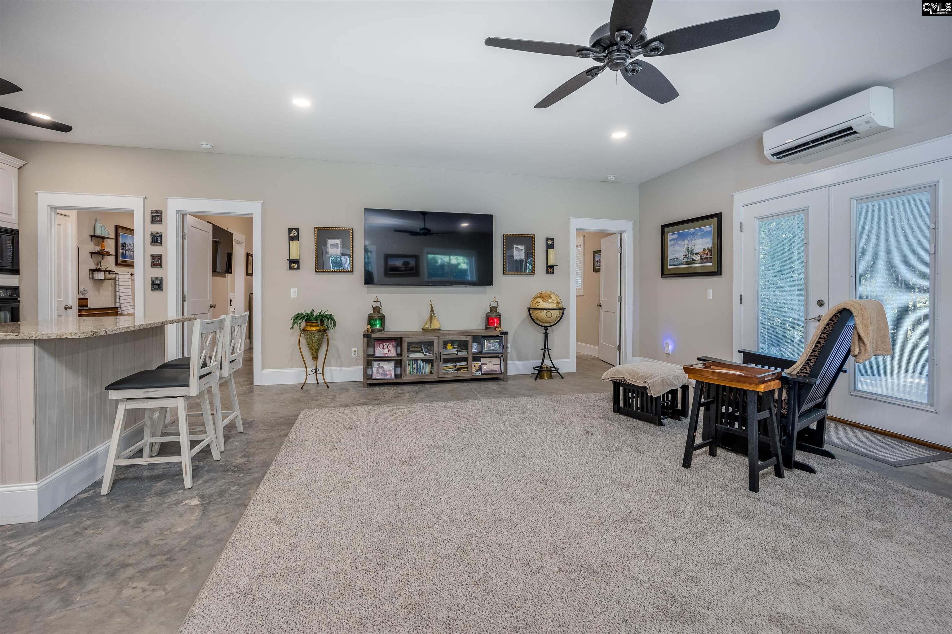 2468 N Lake Drive, Columbia — photo 9