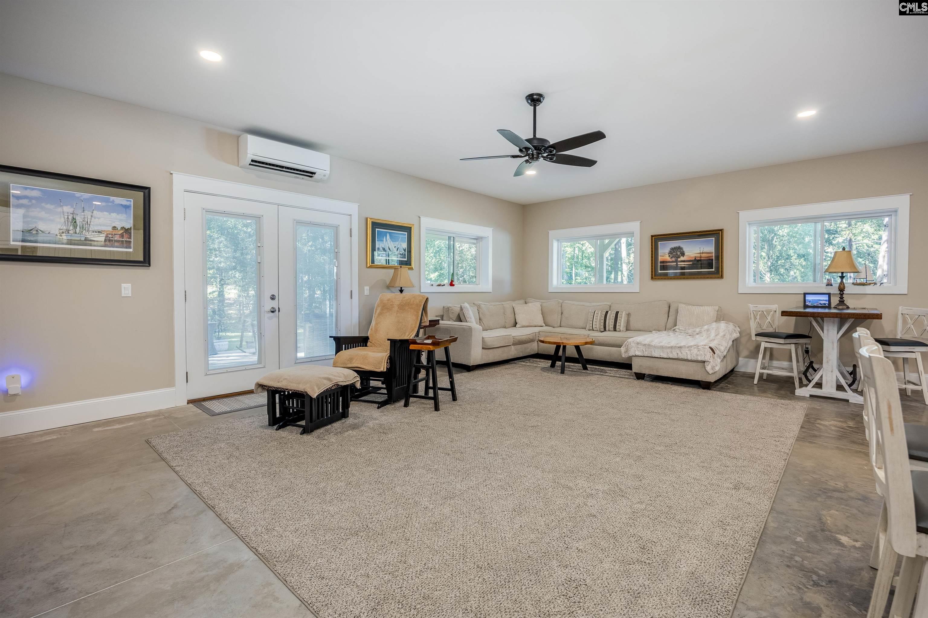 2468 N Lake Drive, Columbia — photo 10