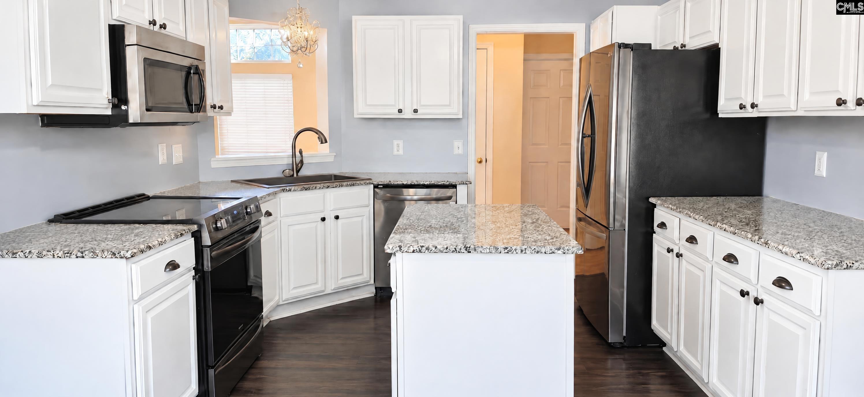 132 Kerry Gibbons Drive, Chapin — photo 7