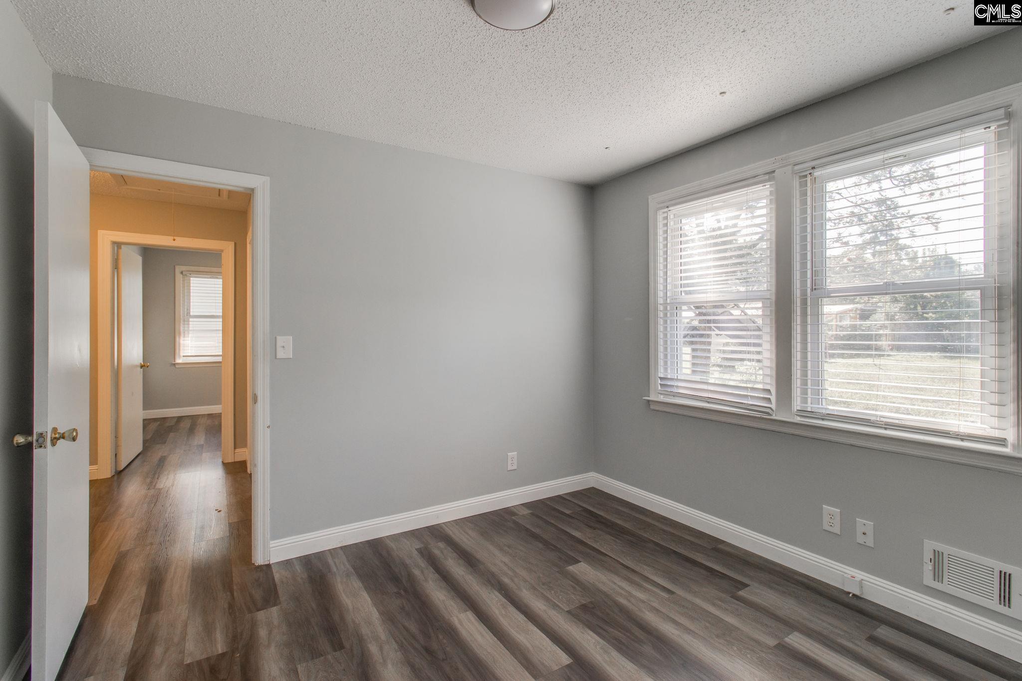 1124 Robins nest Road, Columbia — photo 13