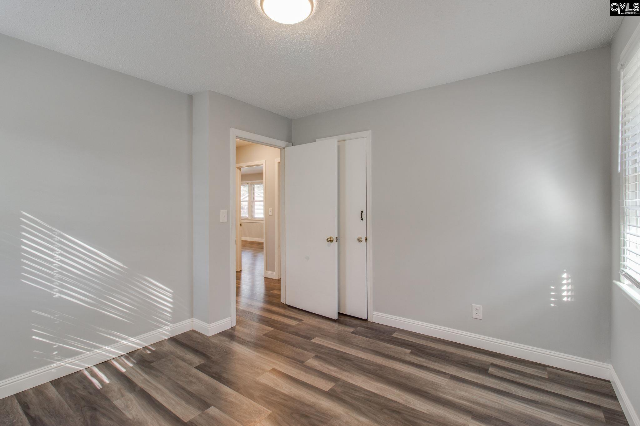 1124 Robins nest Road, Columbia — photo 16