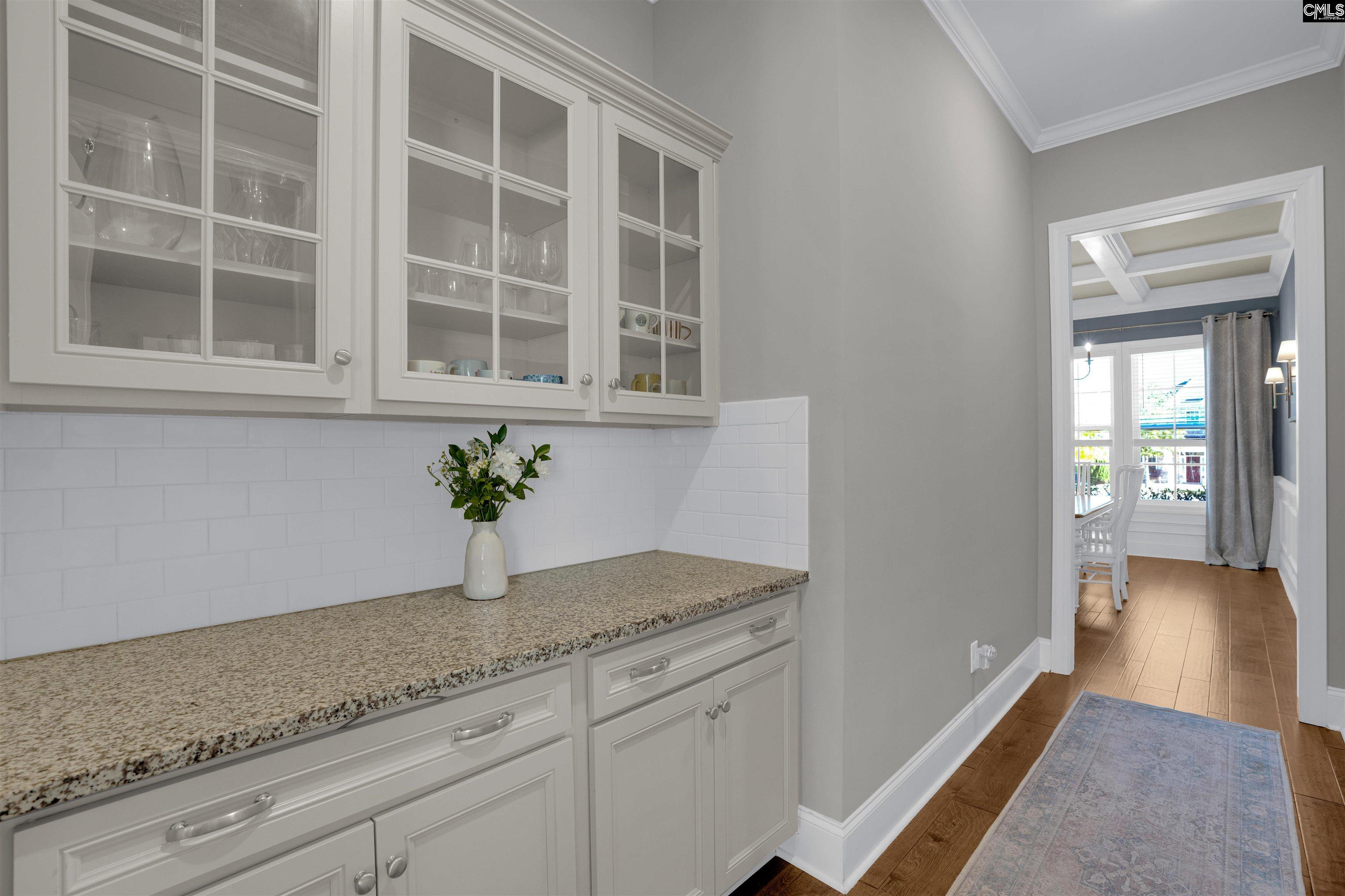 70 Wynterhall Court, Chapin — photo 32