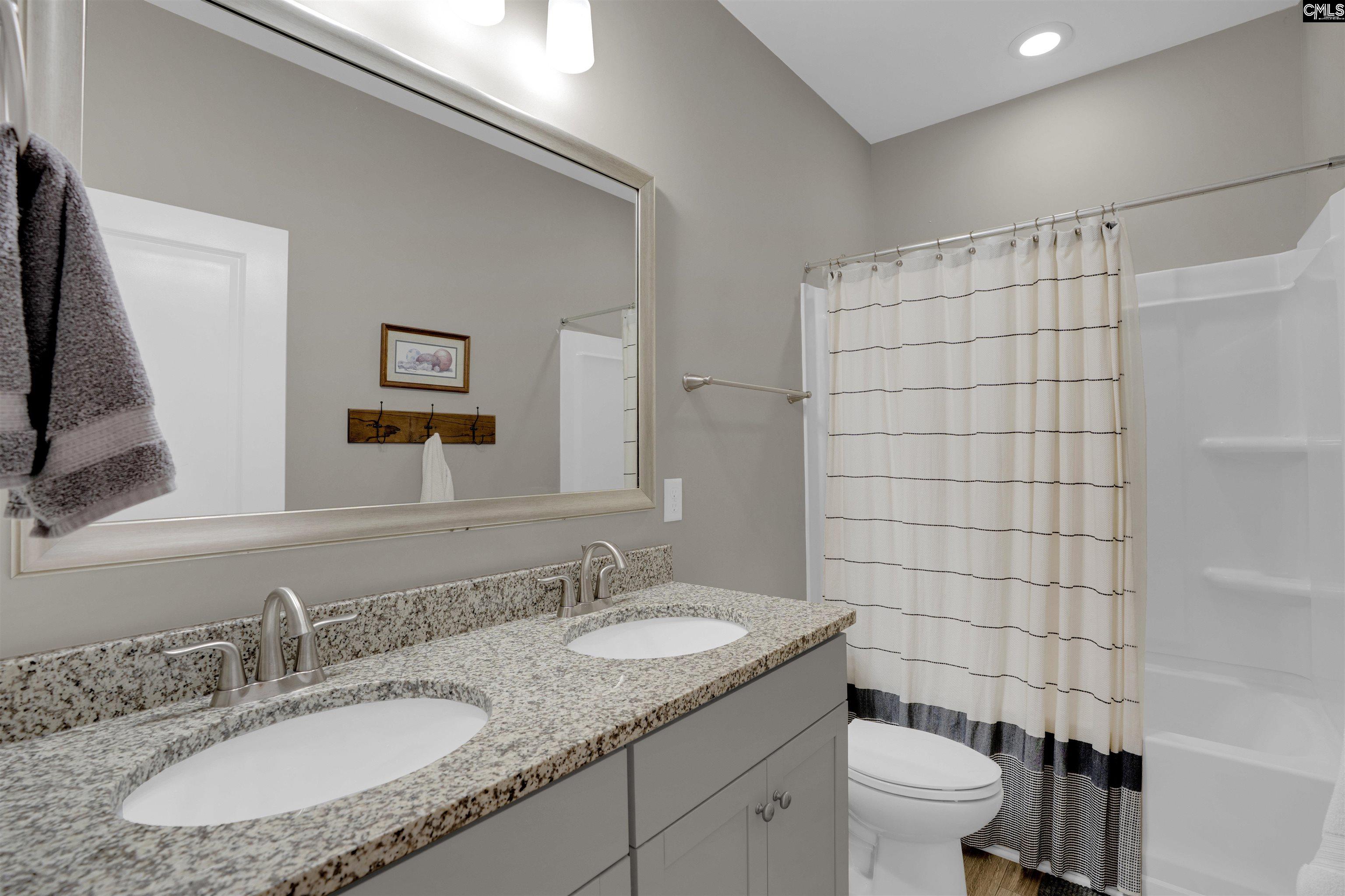 70 Wynterhall Court, Chapin — photo 51