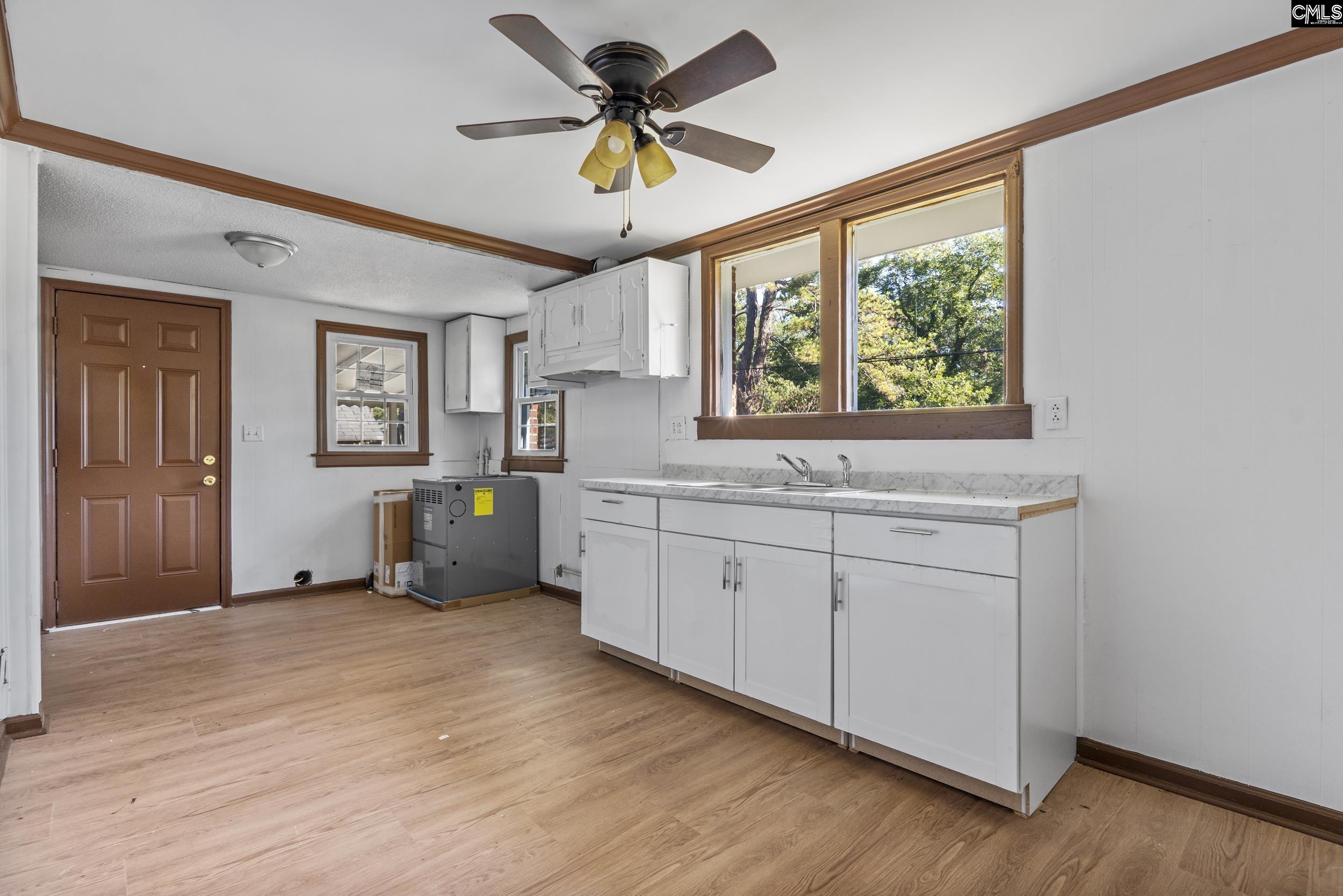 145 Bowling Avenue, Columbia — photo 9