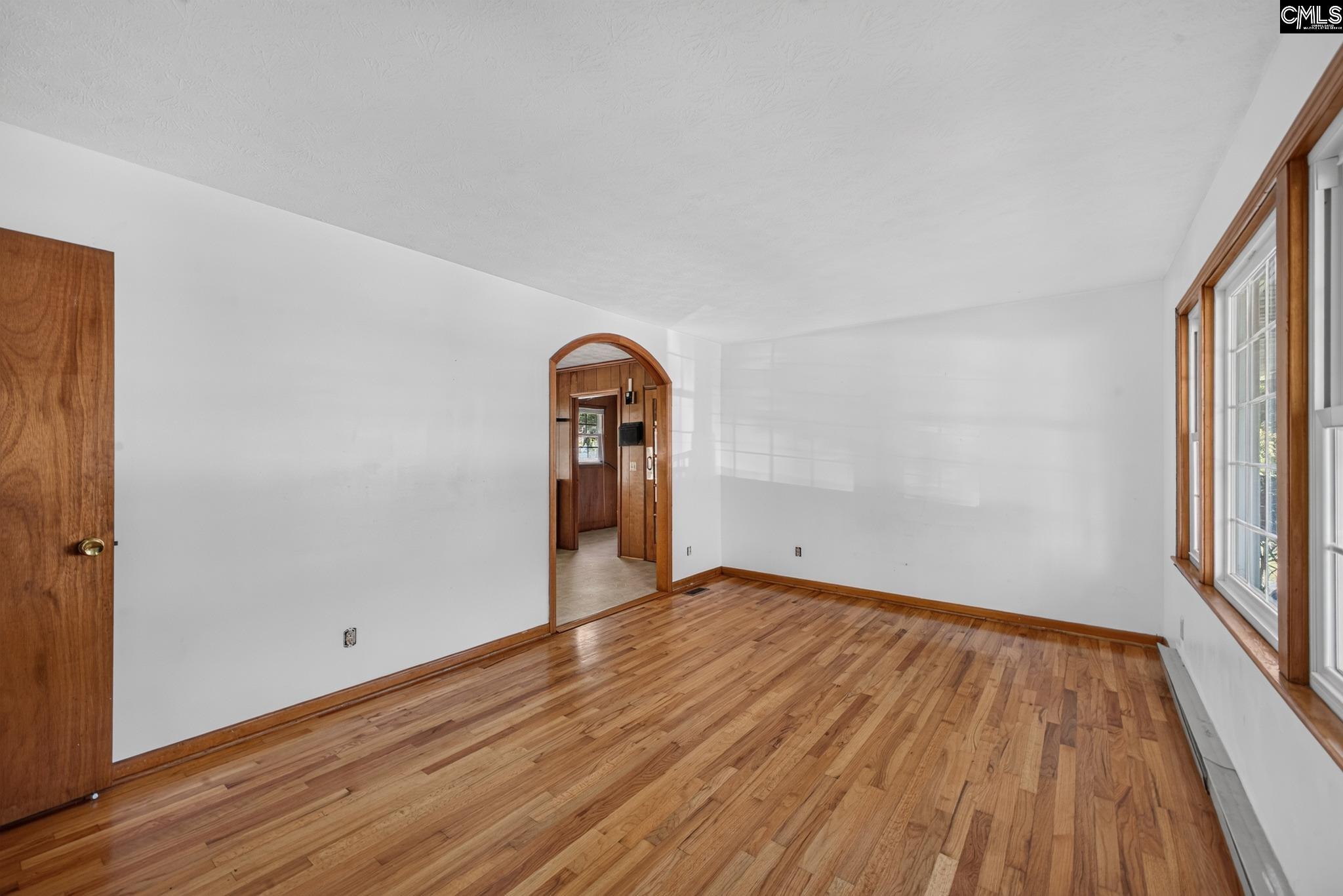 142 Spring Road, Lexington — photo 2