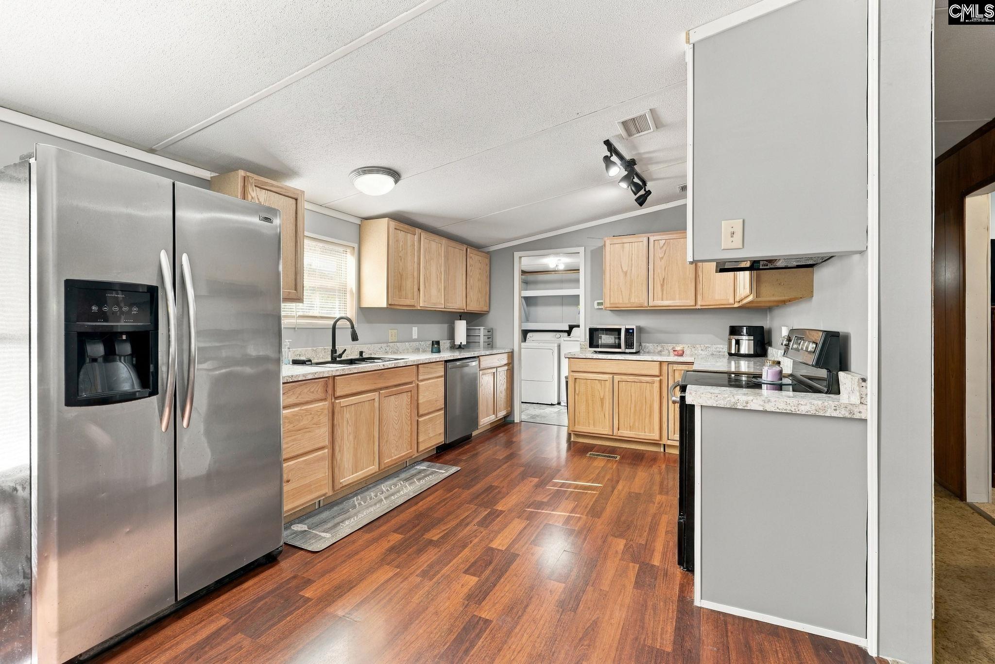 434 Blacksgate E, Prosperity — photo 8