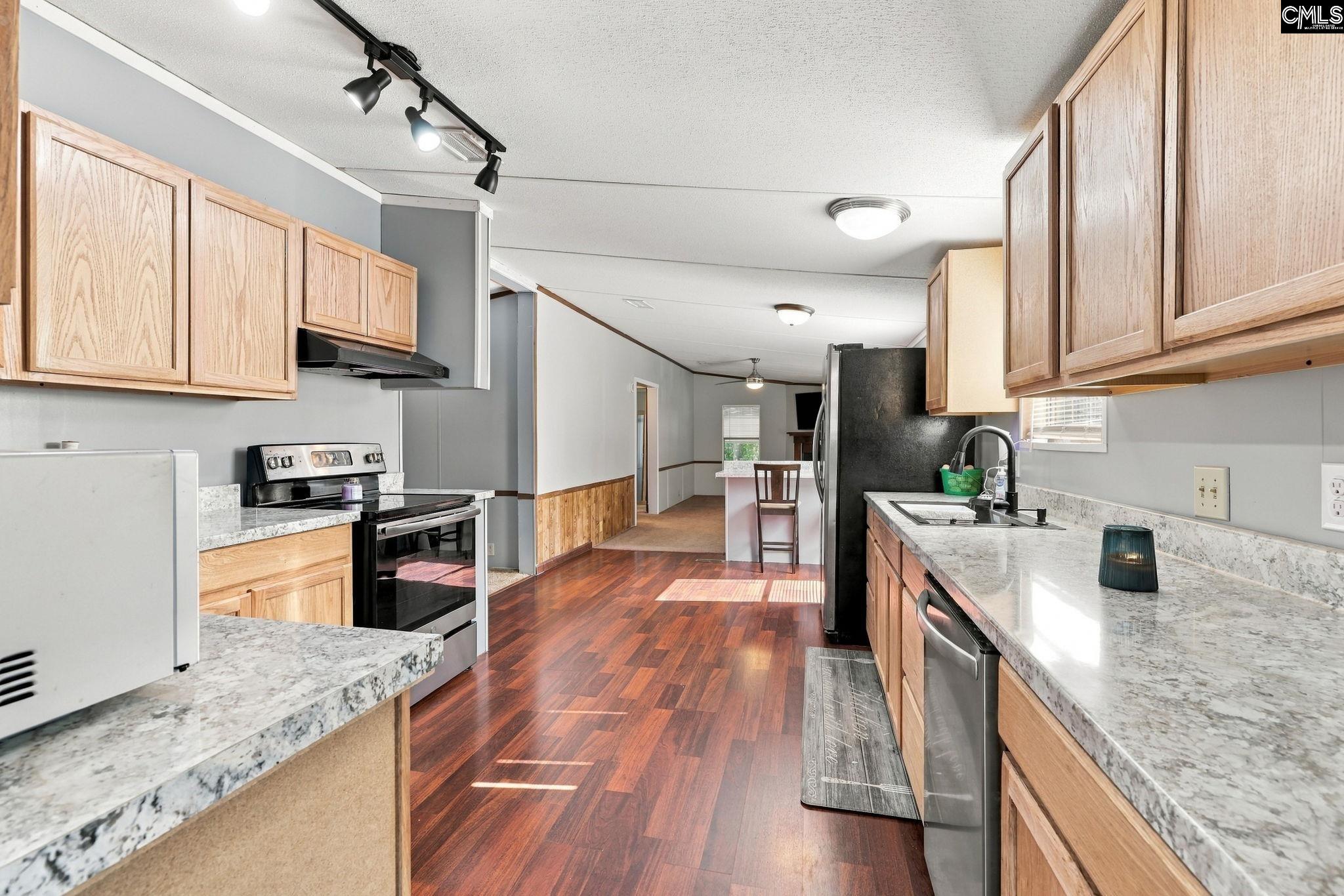 434 Blacksgate E, Prosperity — photo 9