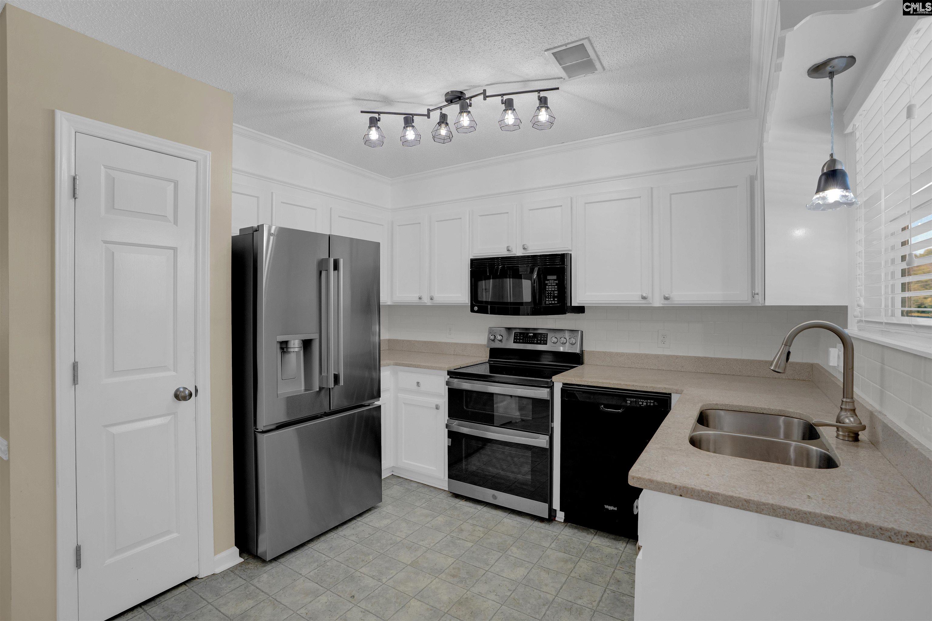 109 S Village Road, Lexington — photo 13