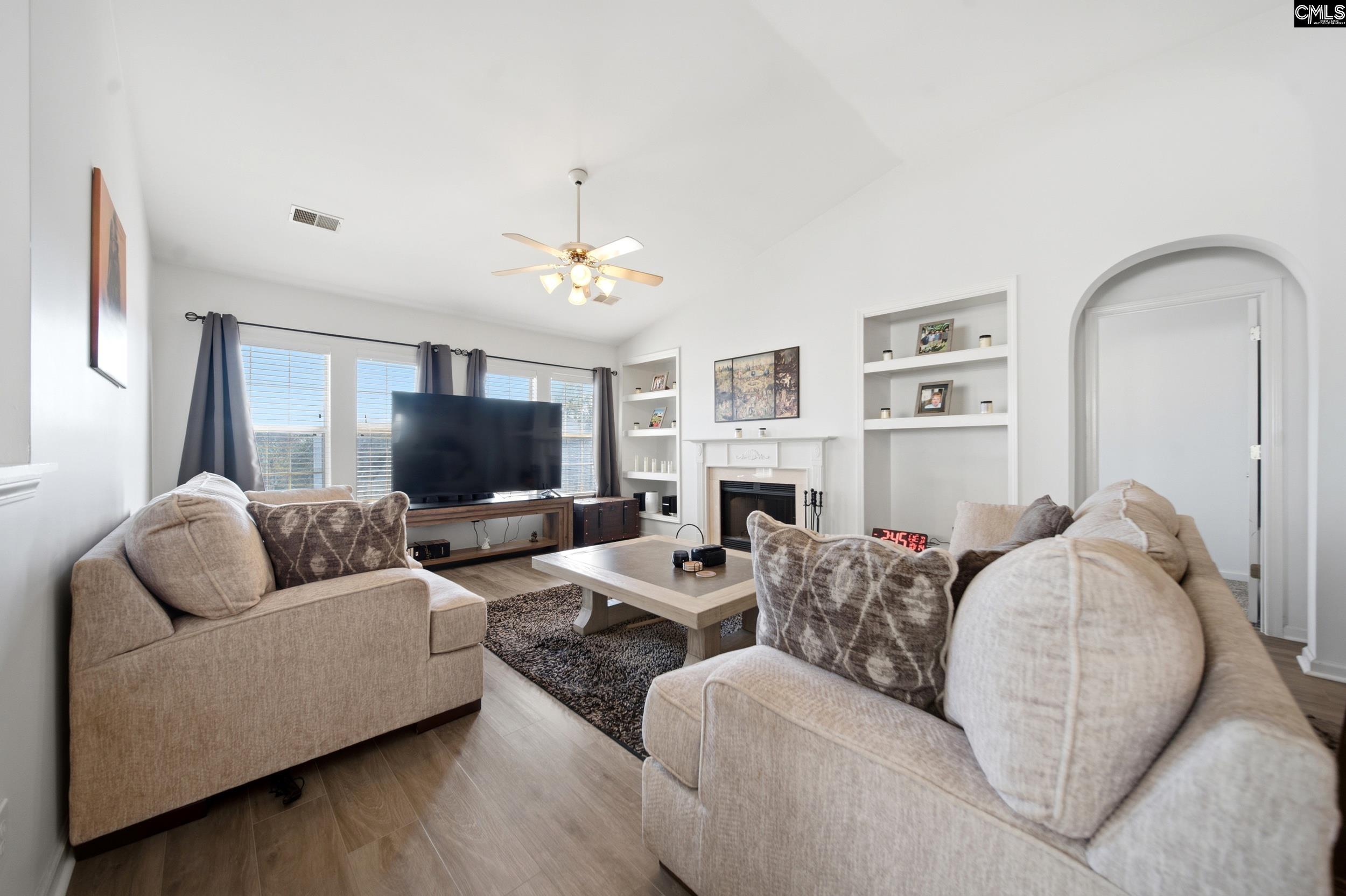 210 Faircrest Way, Columbia — photo 10
