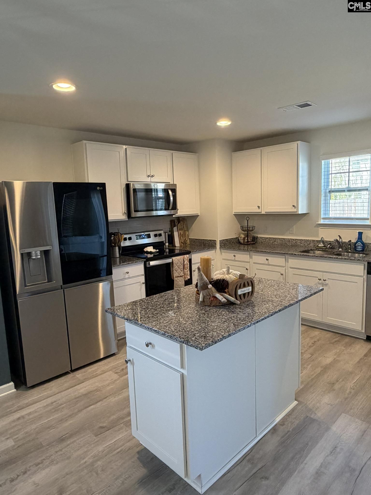 1218 WHITE CHICORY Court, Lexington — photo 5