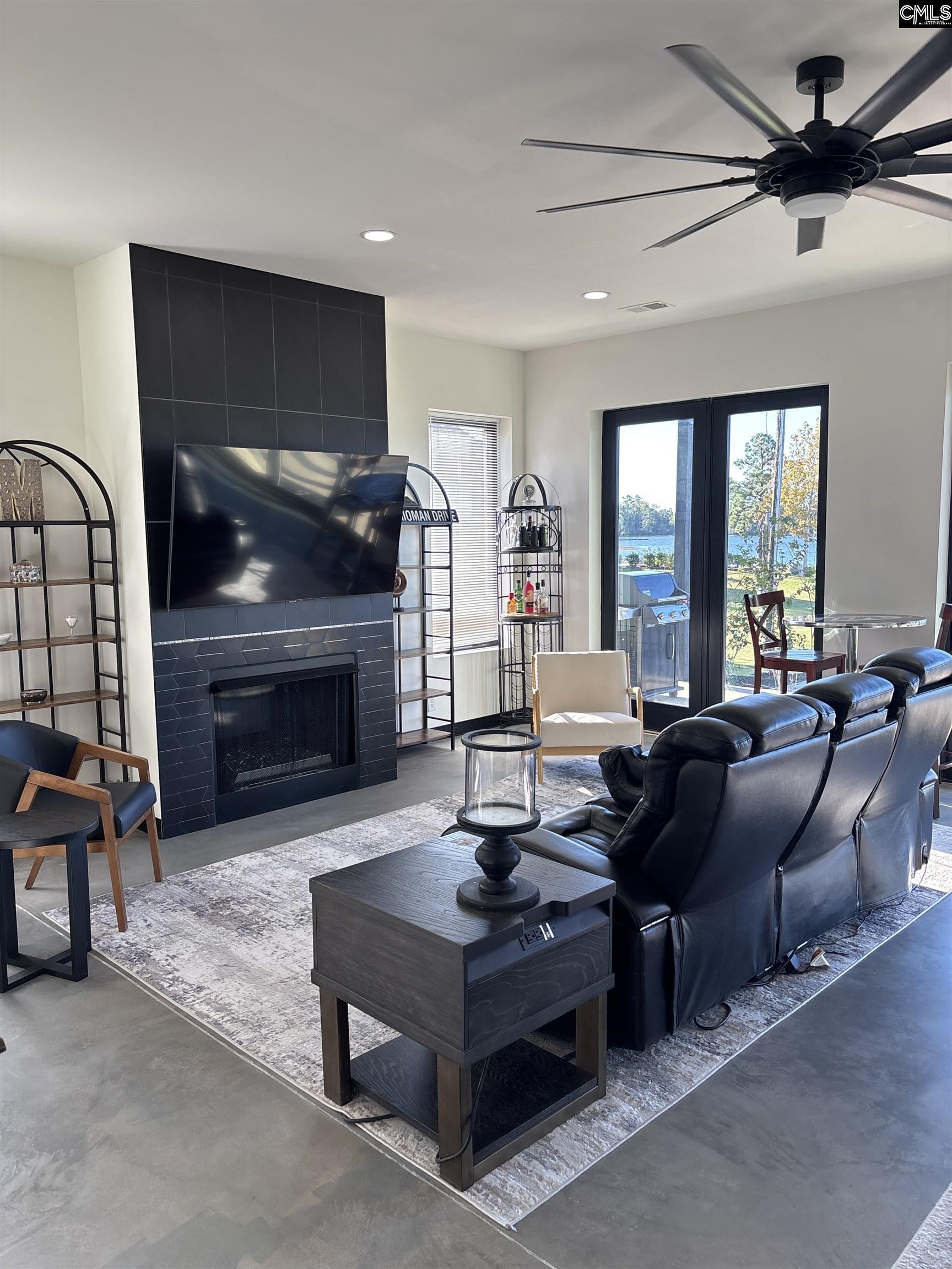 116 State Road S-40-2095, Chapin — photo 15