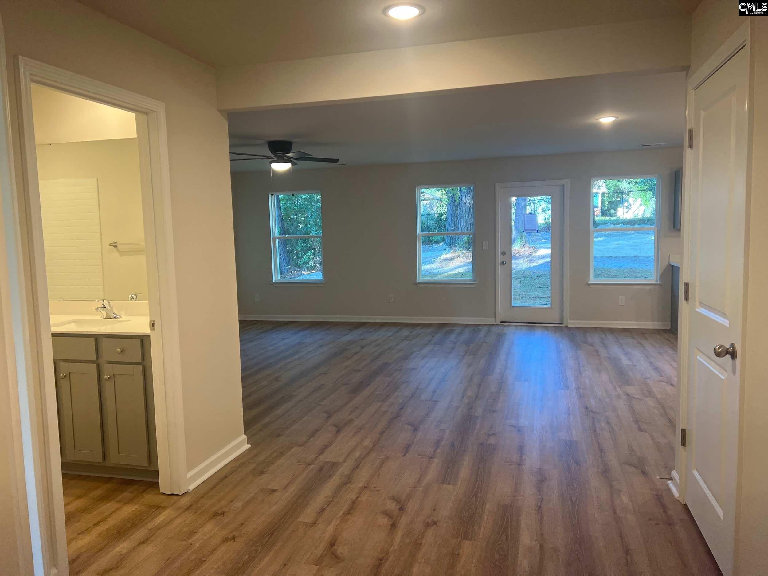 429 Rockhaven Drive, Columbia — photo 2