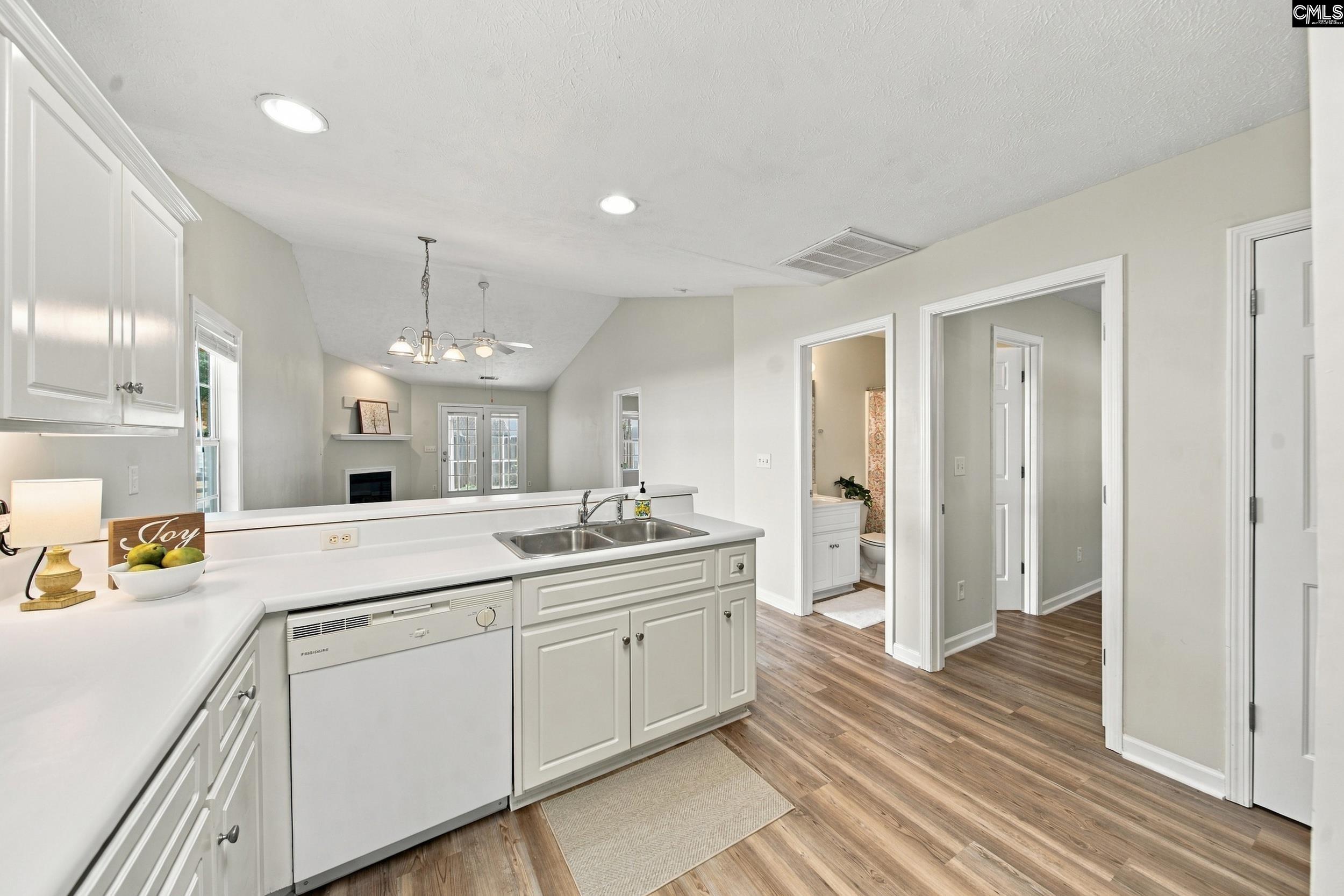 109 Andover Court, Lexington — photo 5
