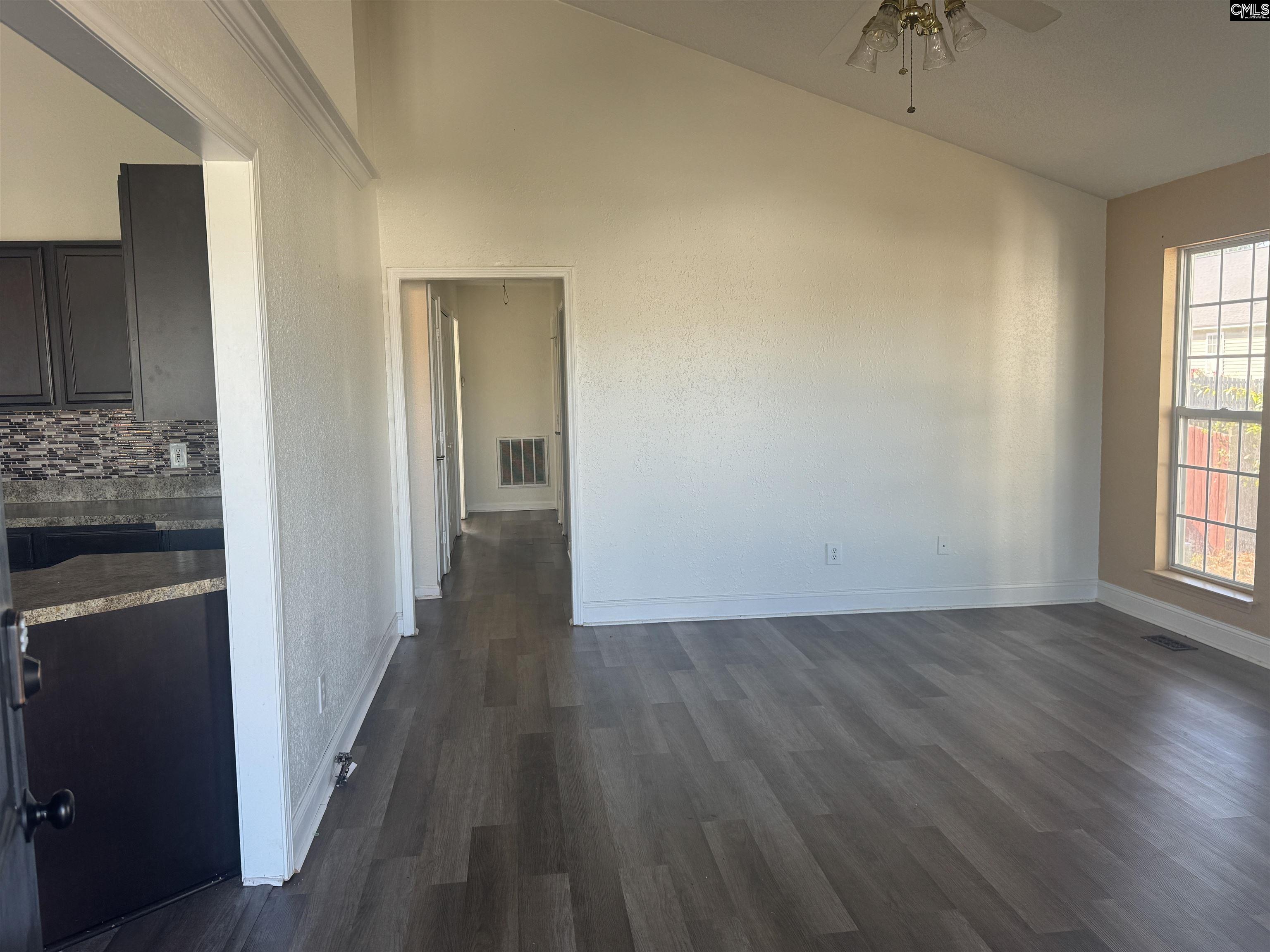 1104 May Oak Circle, Columbia — photo 3
