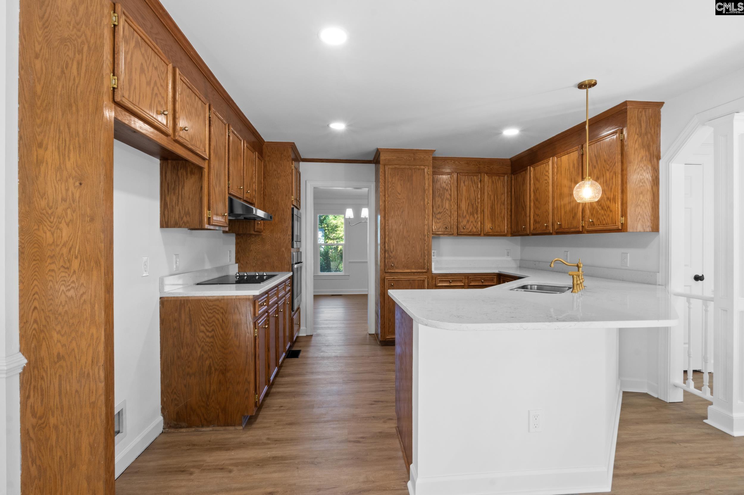 527 Oxford Court, Lexington — photo 2