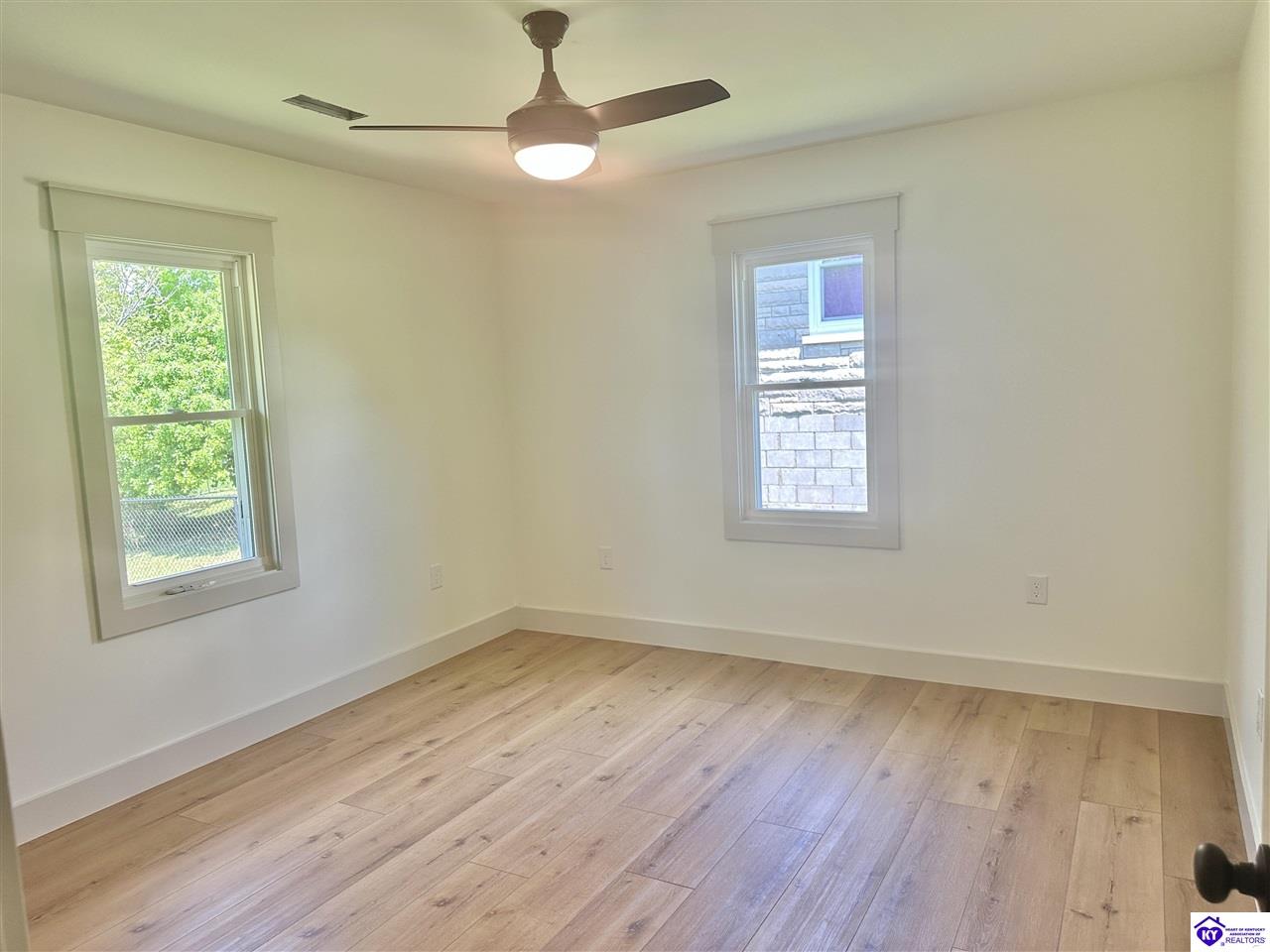 302 Locust Street Greensburg, KY 42743 #2