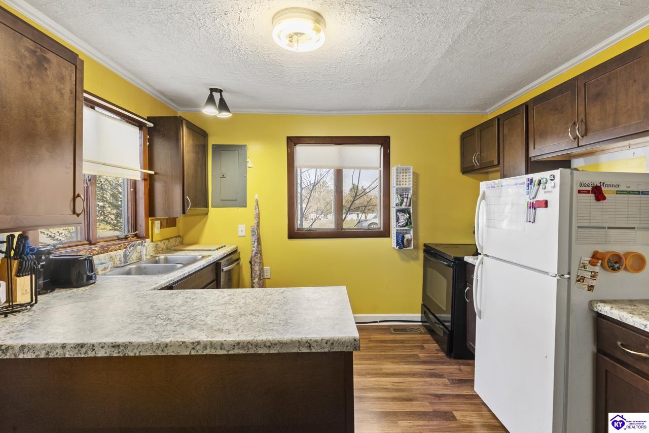 815 Lacy Drive Hopkinsville, KY 42240 #2